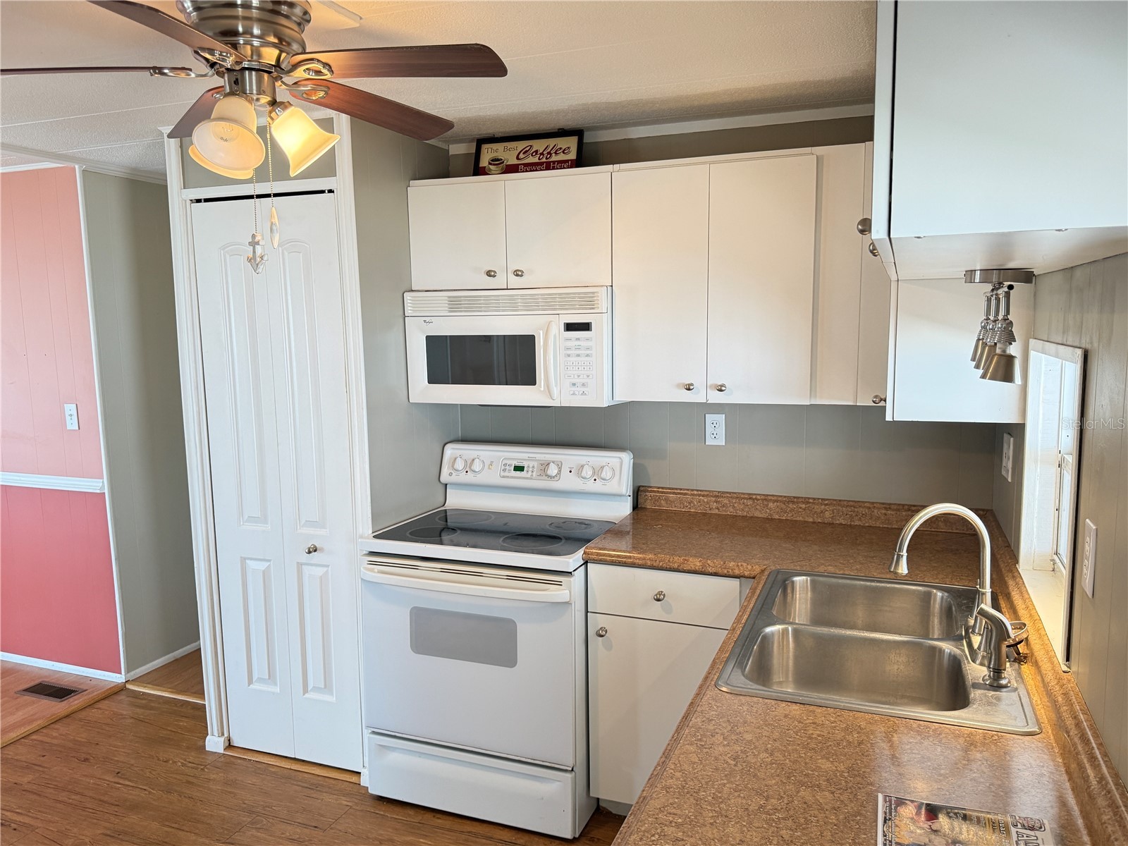 653 Mount Lancaster Avenue NE #638 Saint Petersburg FL 33702 - TAMPA BAY TB8460629 image4