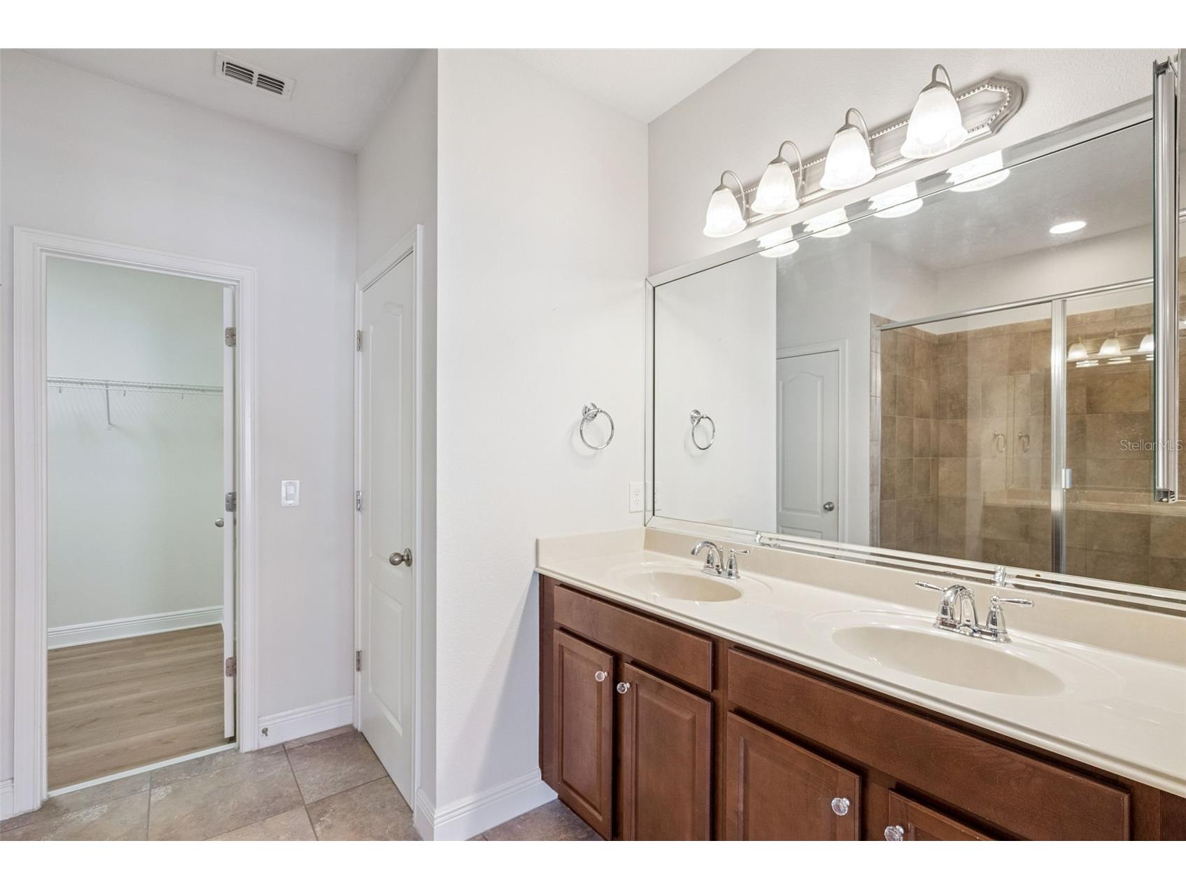 653 Pavia Loop Lake Mary FL 32746 O6384797 image24