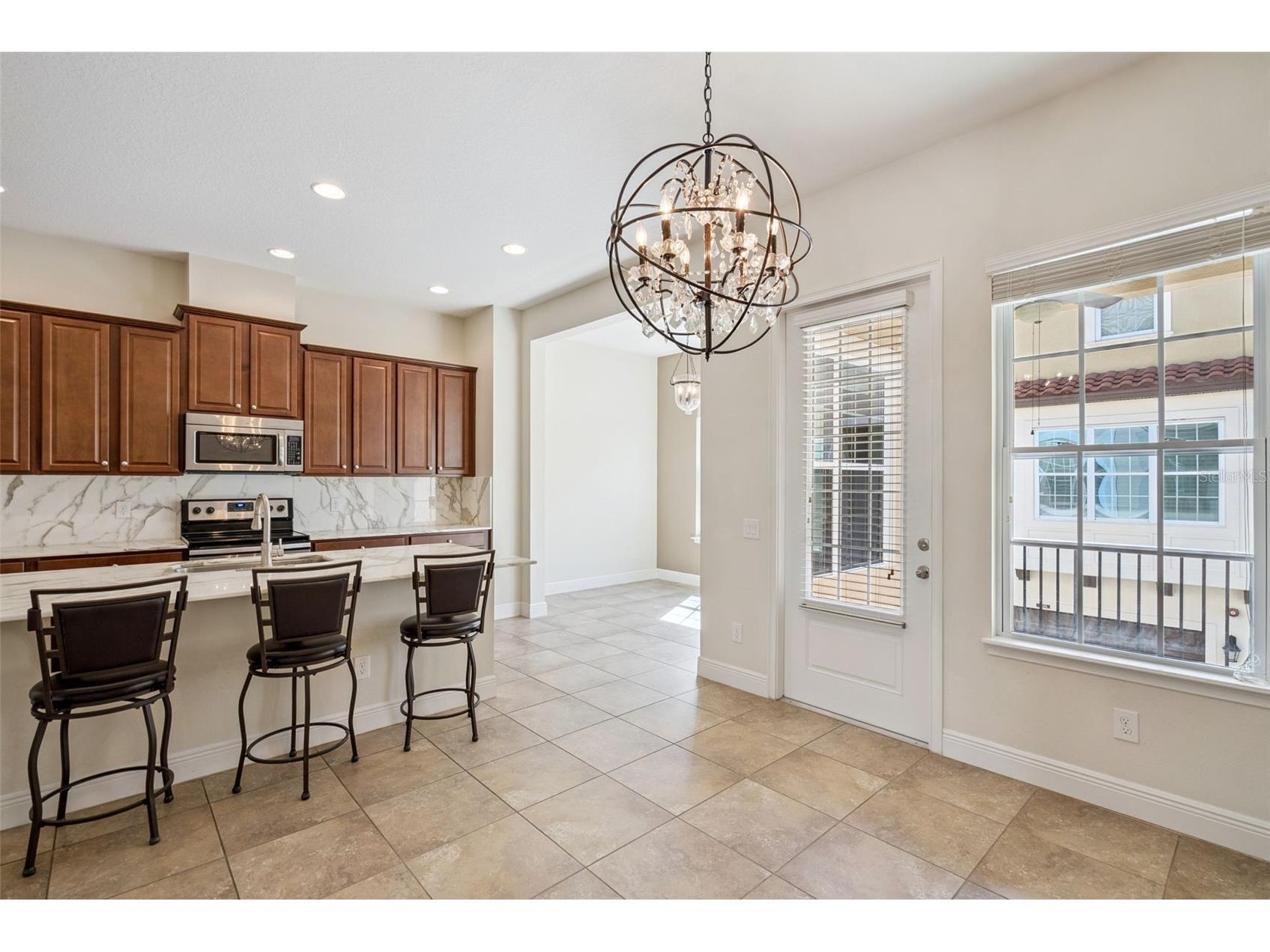 653 Pavia Loop Lake Mary FL 32746 O6384797 image4