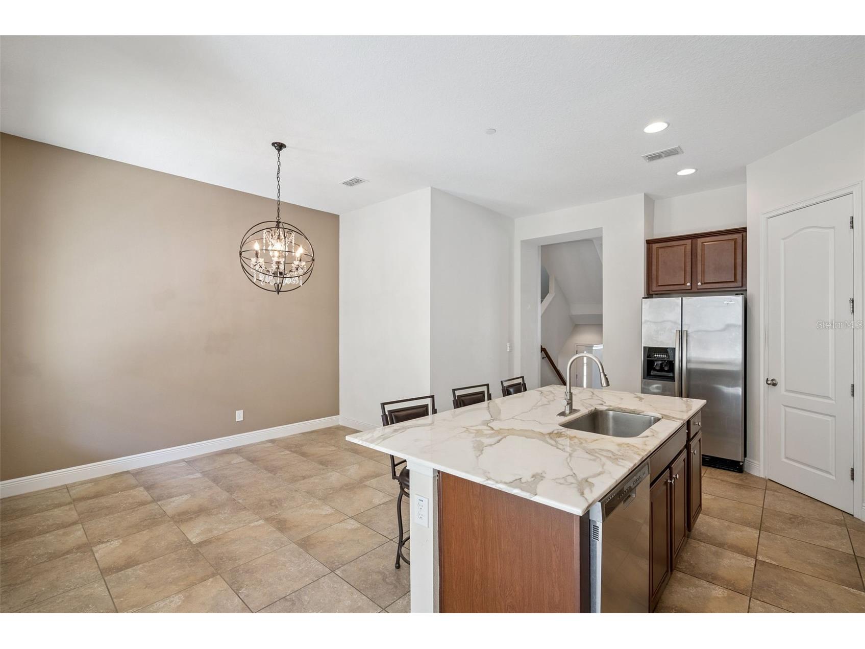 653 Pavia Loop Lake Mary FL 32746 O6384797 image8