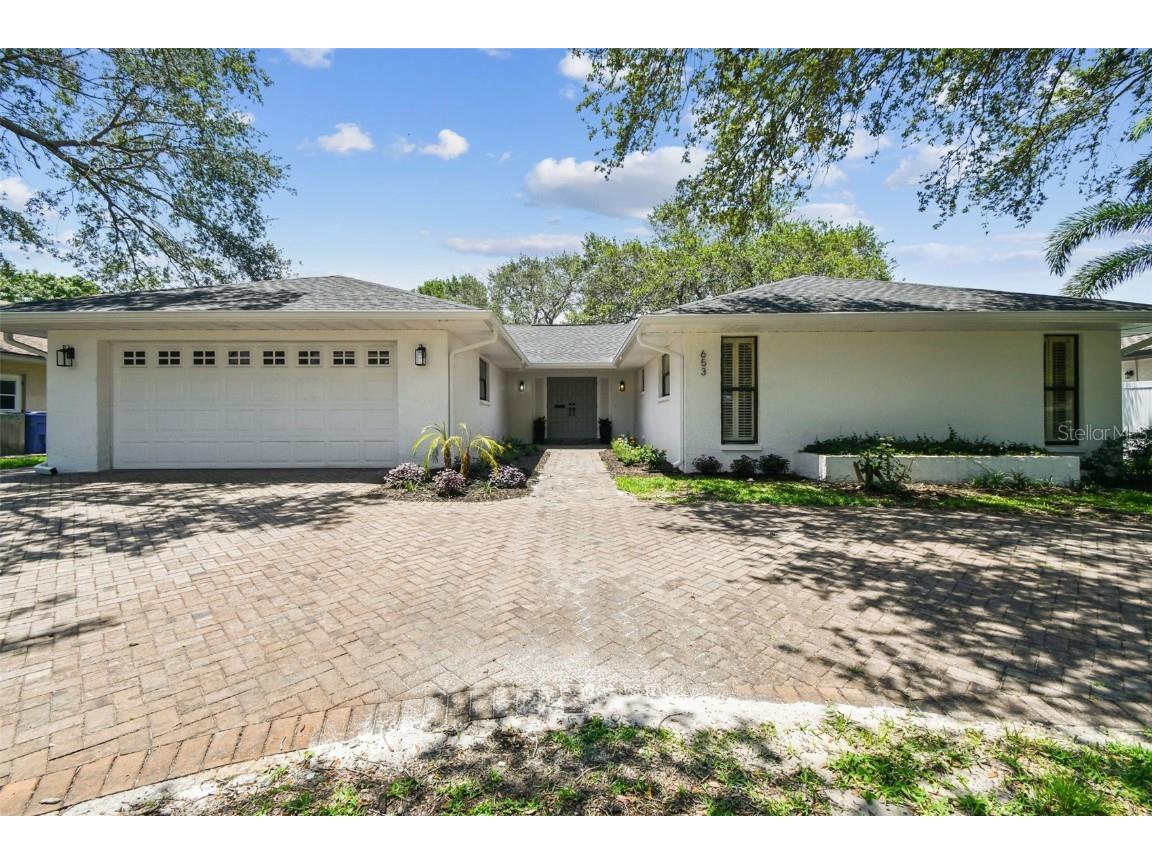 653 Riviera Bay Drive Ne Saint Petersburg FL 33702 U8203350 image1