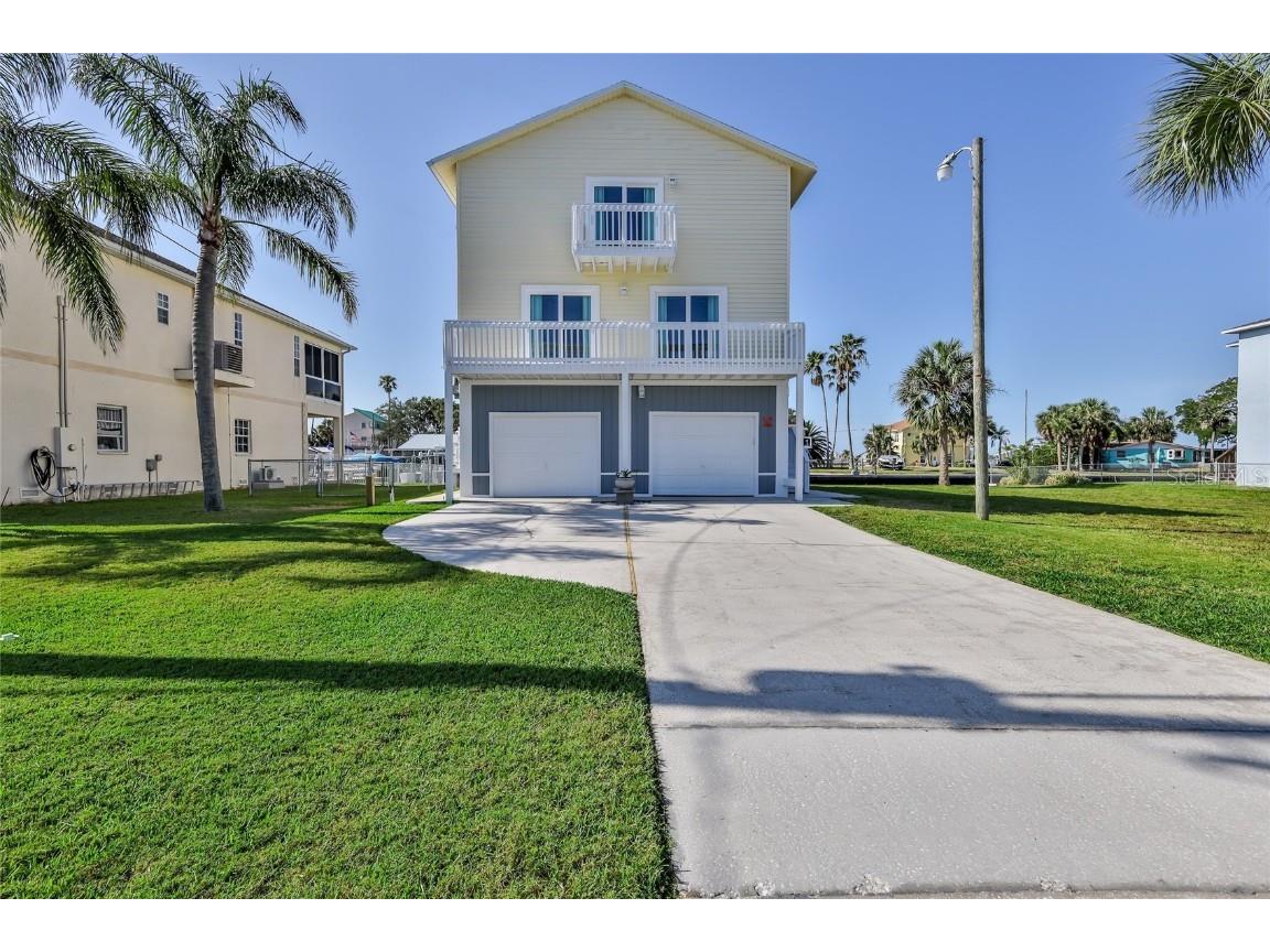 6530 Driftwood Drive Hudson FL 34667 U8198791 image1