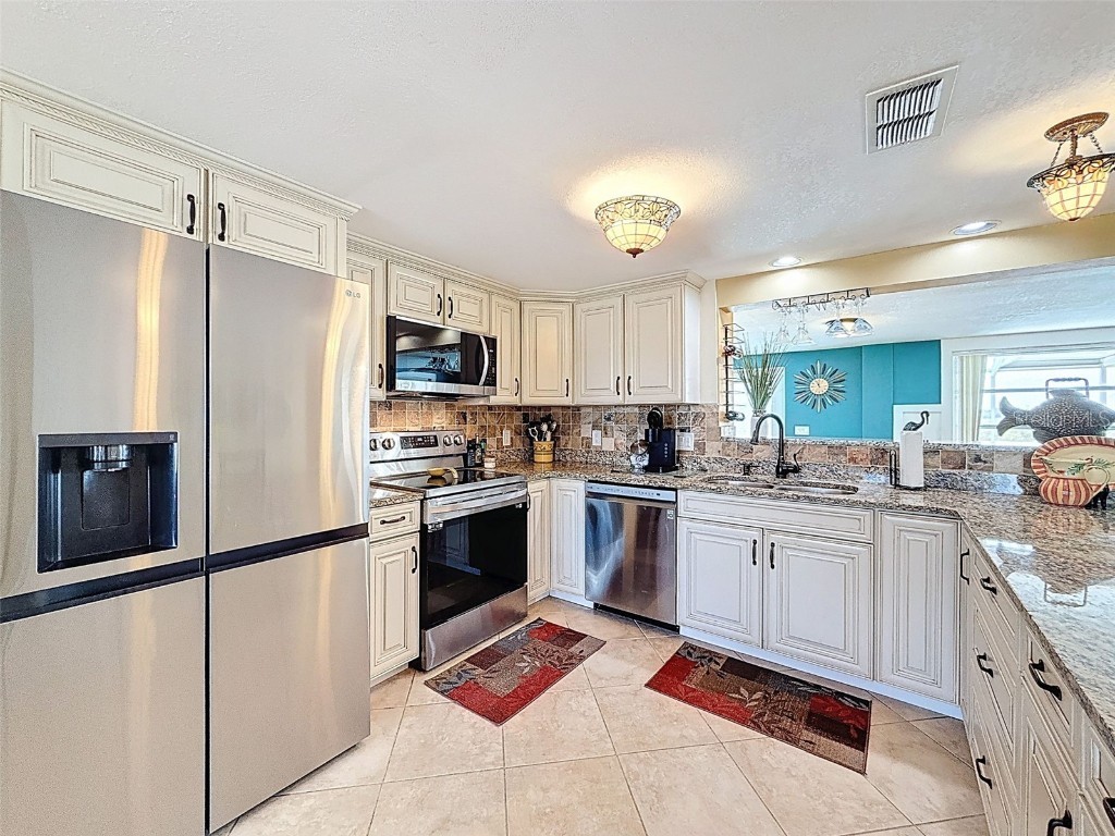 6530 Leeside Isle Hudson FL 34667 - GULF OF AMERICA W7878567 image14