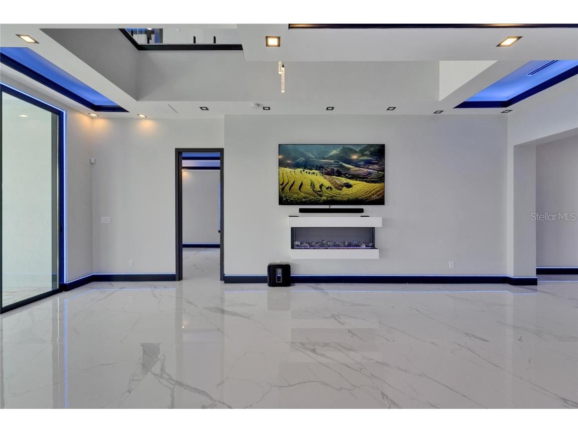 6530 Simone Shores Circle Apollo Beach FL 33572 - ST. CRUEX CANAL TB8390462 image15