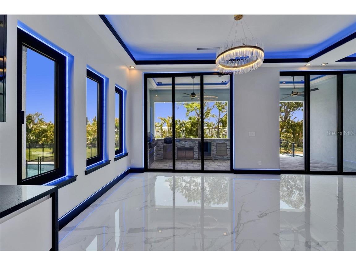 6530 Simone Shores Circle Apollo Beach FL 33572 - ST. CRUEX CANAL TB8390462 image20