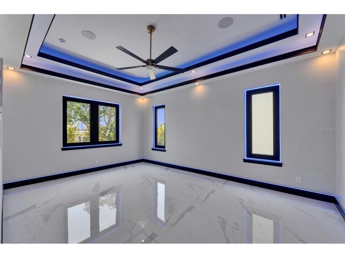 6530 Simone Shores Circle Apollo Beach FL 33572 - ST. CRUEX CANAL TB8390462 image31