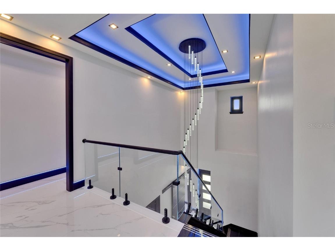 6530 Simone Shores Circle Apollo Beach FL 33572 - ST. CRUEX CANAL TB8390462 image46