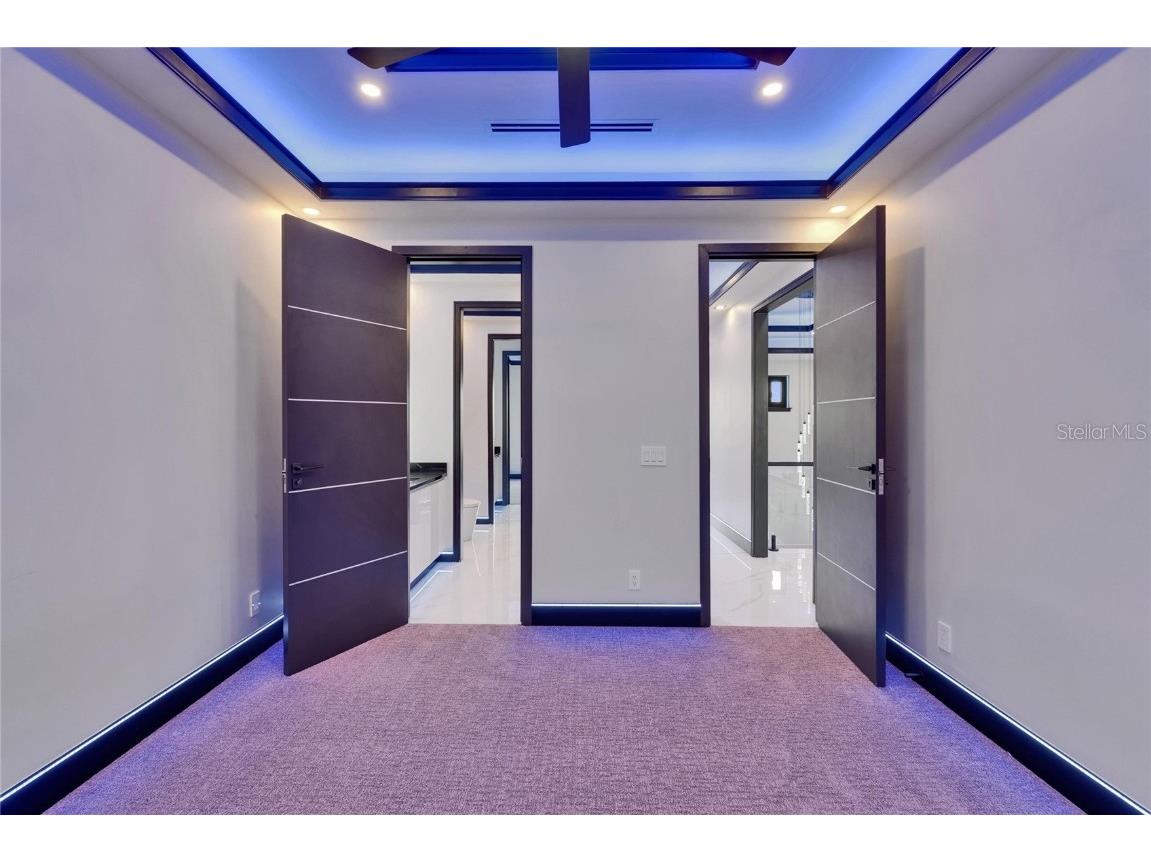 6530 Simone Shores Circle Apollo Beach FL 33572 - ST. CRUEX CANAL TB8390462 image52