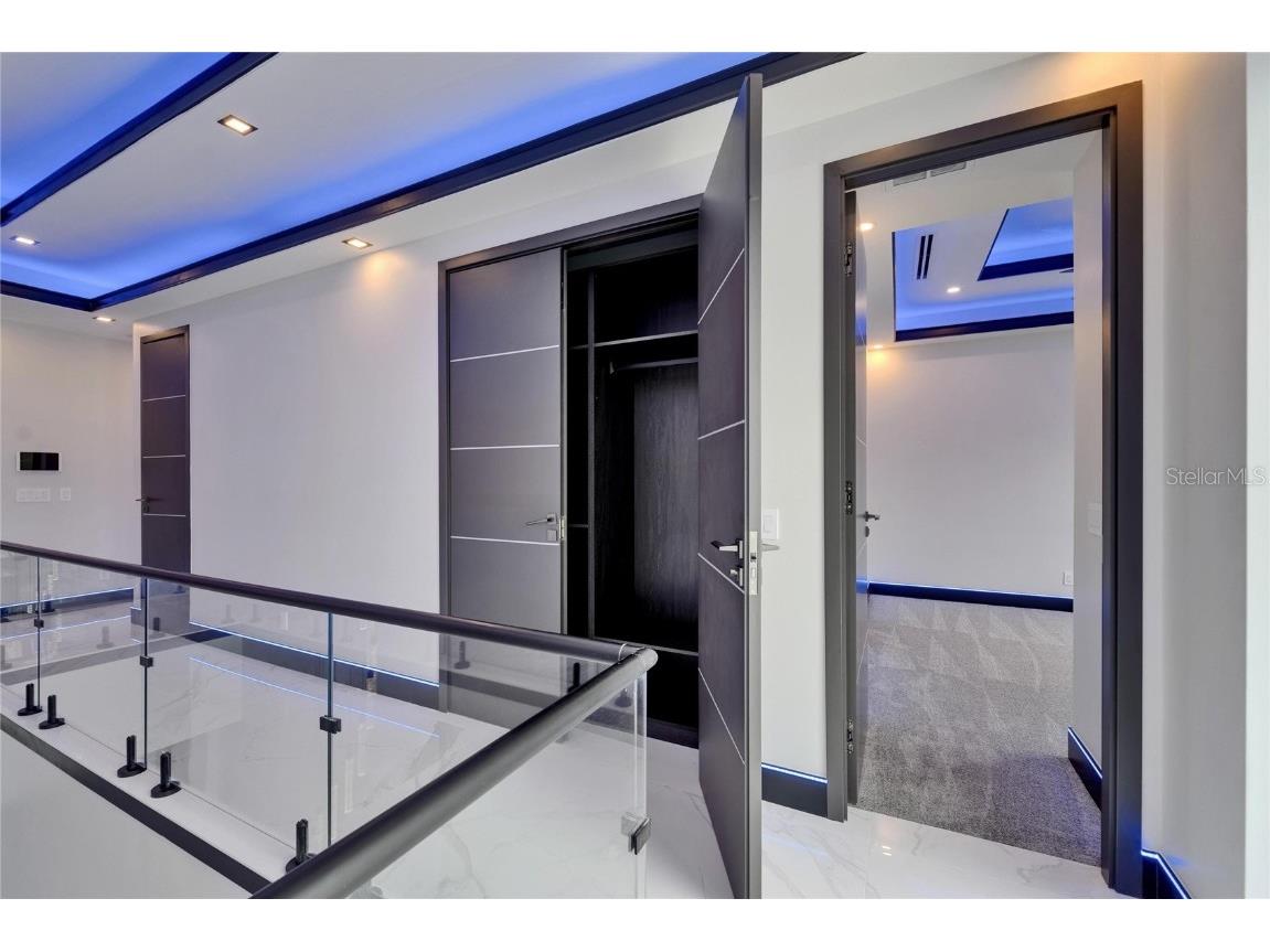 6530 Simone Shores Circle Apollo Beach FL 33572 - ST. CRUEX CANAL TB8390462 image57