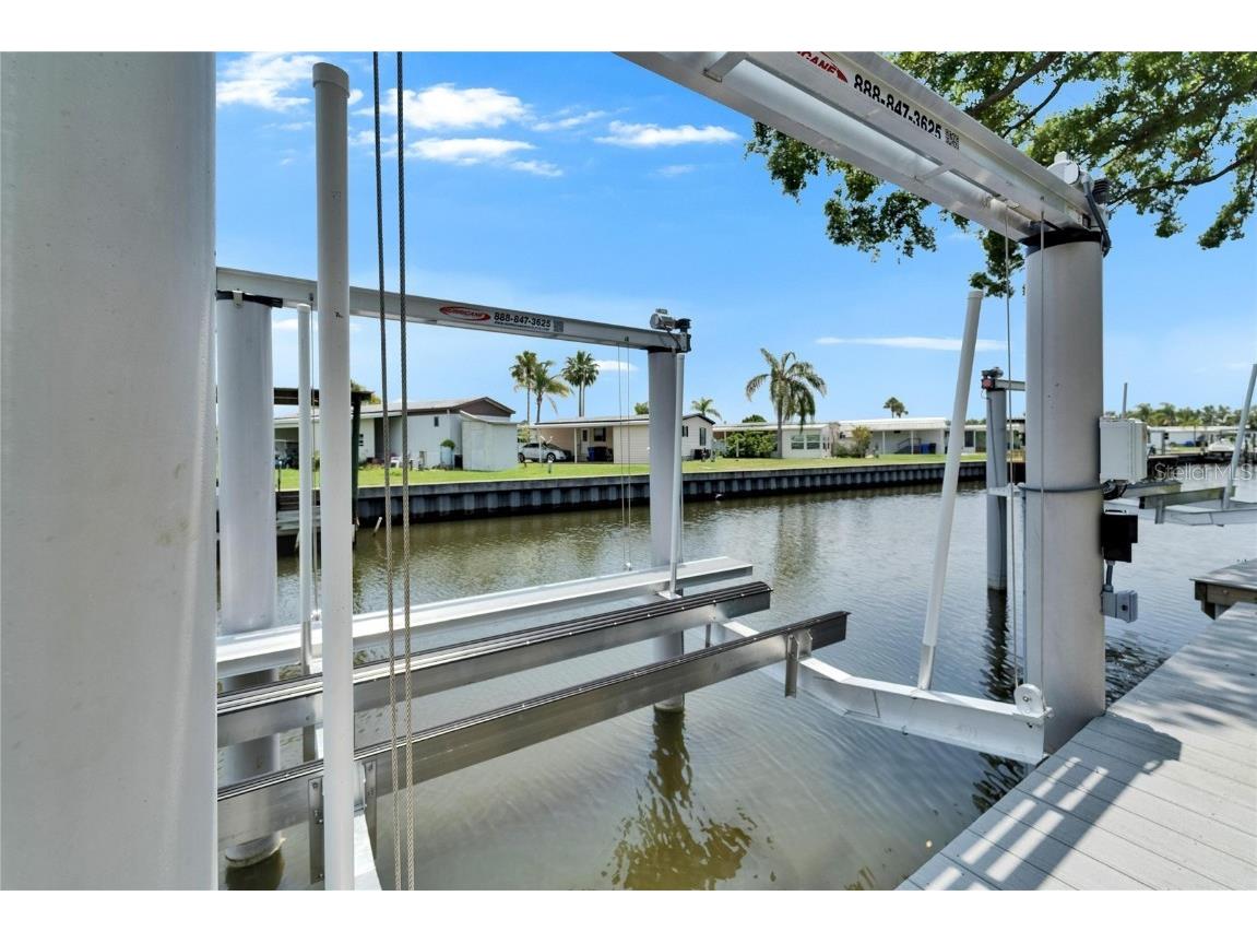 6530 Simone Shores Circle Apollo Beach FL 33572 - ST. CRUEX CANAL TB8390462 image77