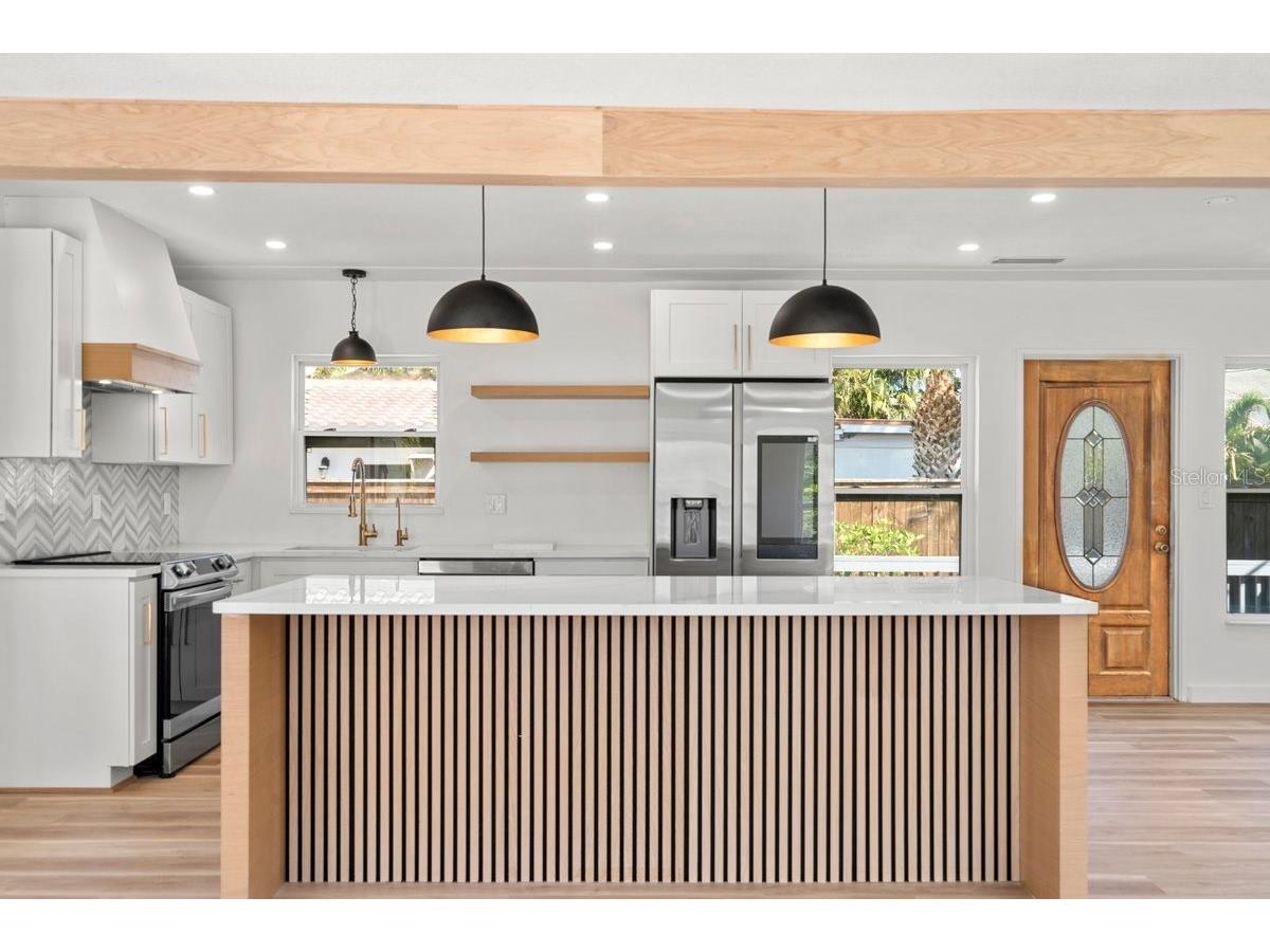 6531 2nd Avenue N Saint Petersburg FL 33710 TB8364003 image11