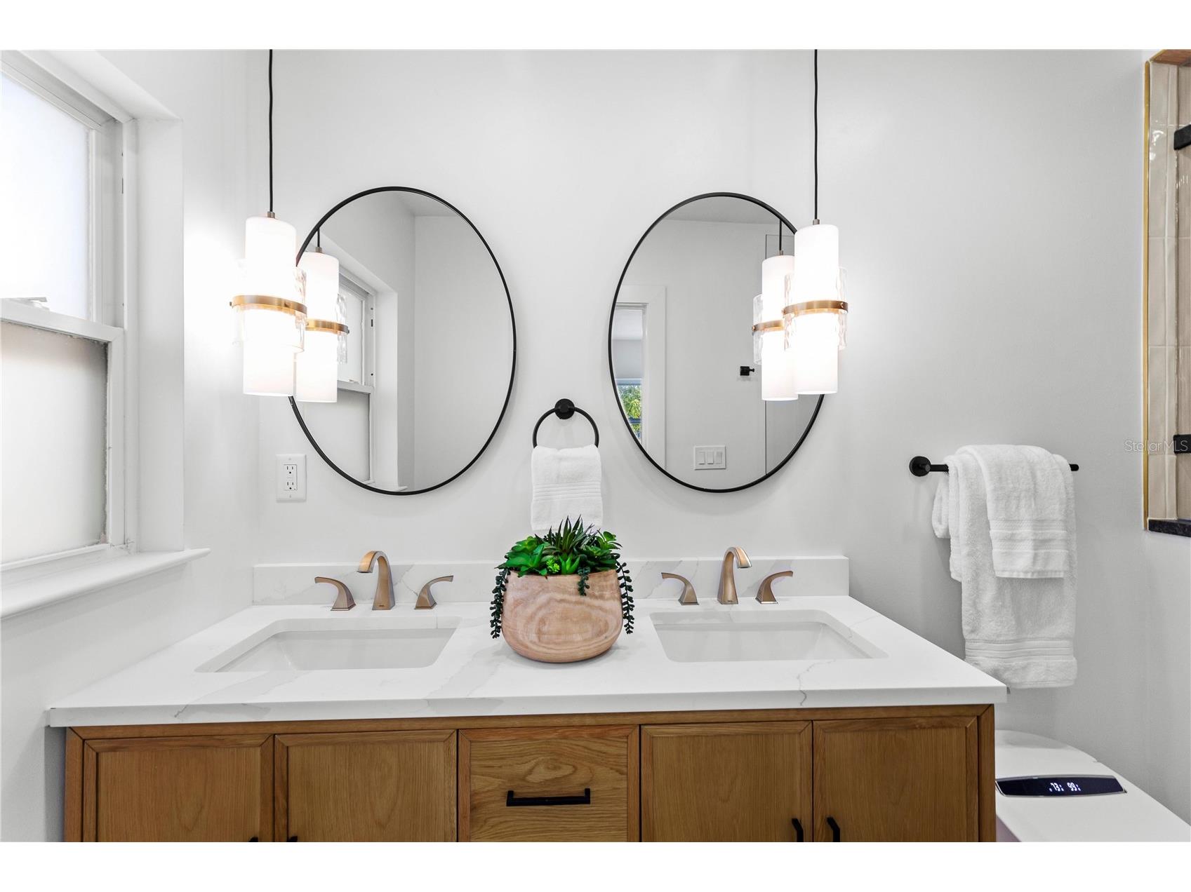 6531 2nd Avenue N Saint Petersburg FL 33710 TB8364003 image19