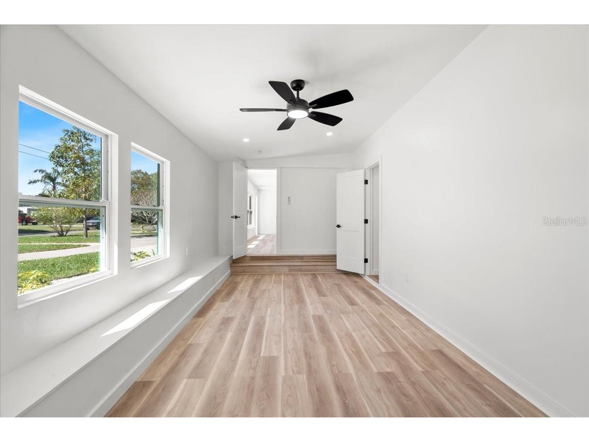 6531 2nd Avenue N Saint Petersburg FL 33710 TB8364003 image24