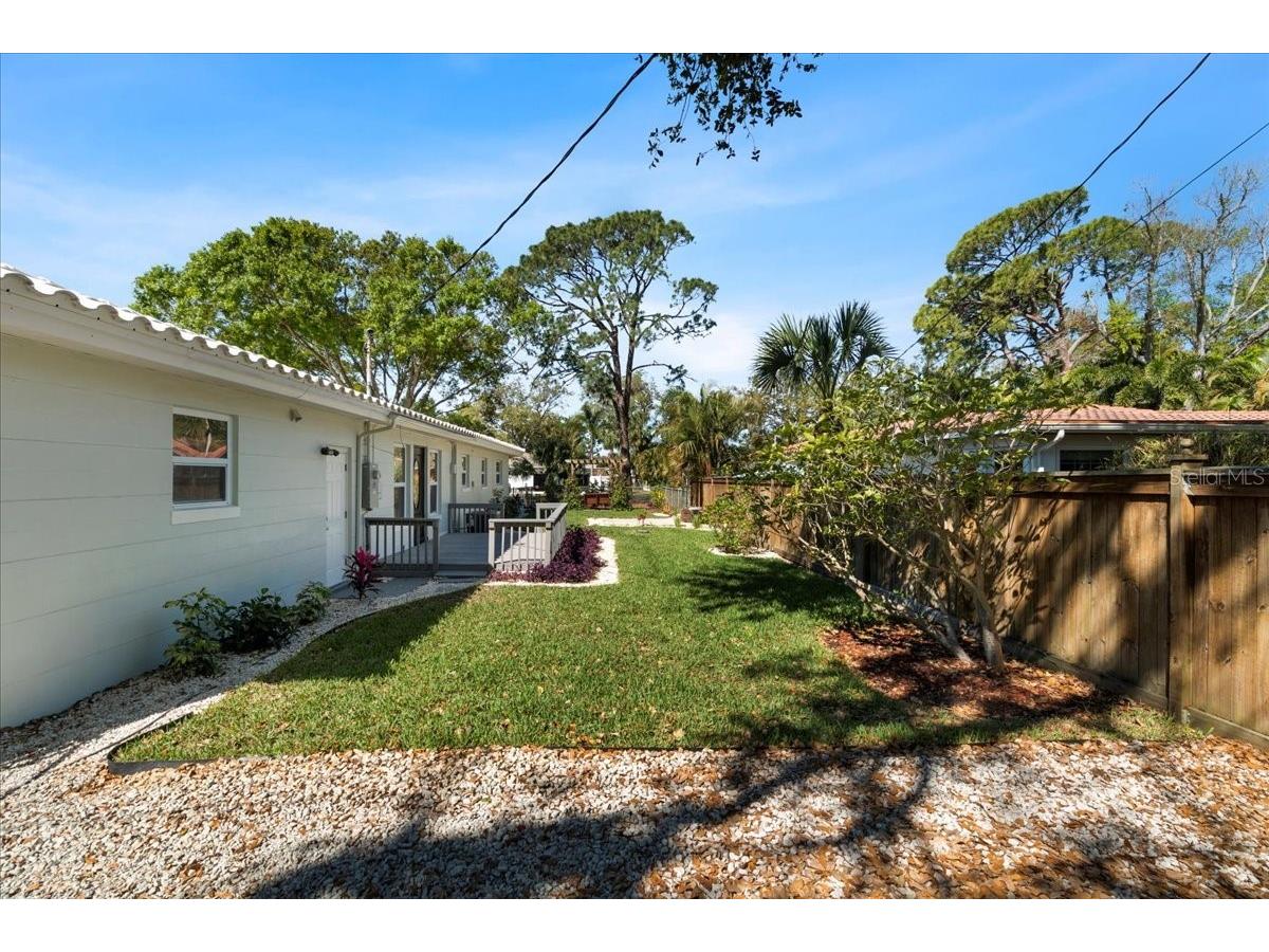 6531 2nd Avenue N Saint Petersburg FL 33710 TB8364003 image40