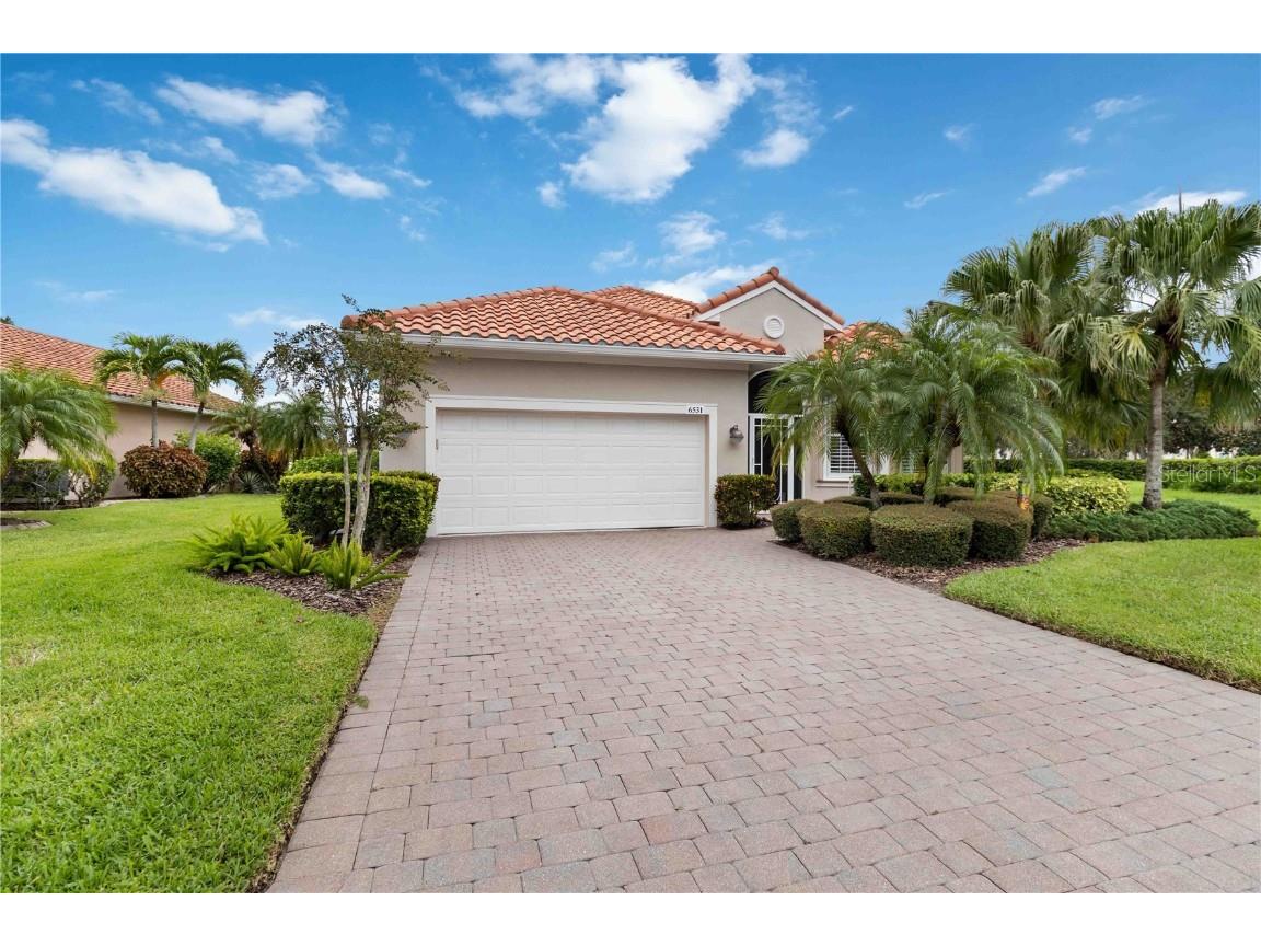 6531 43rd Court E Sarasota FL 34243 A4663836 image1