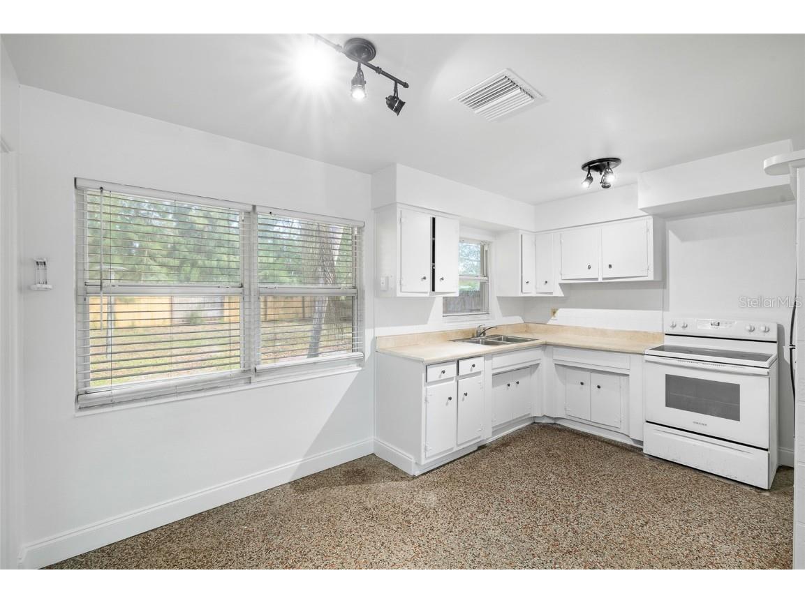 6531 82nd Avenue N Pinellas Park FL 33781 TB8457939 image9