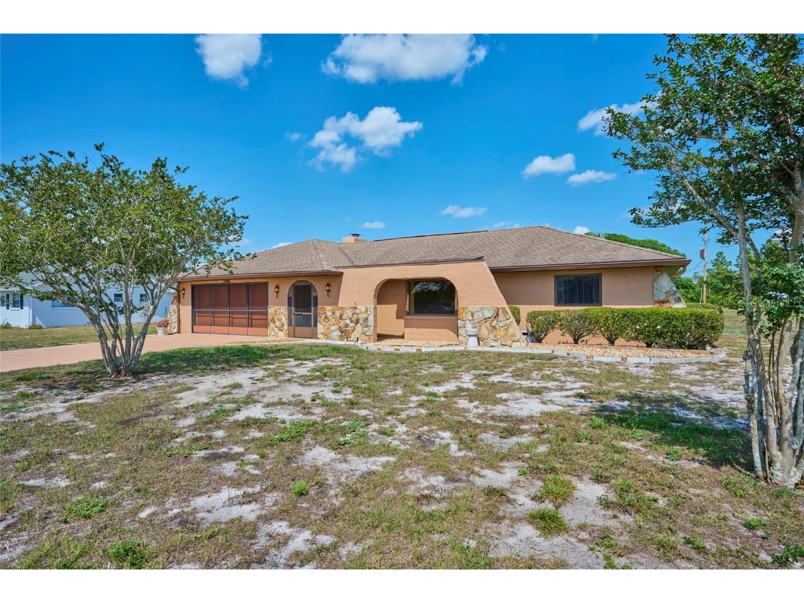 6531 Red Grange Boulevard Indian Lake Estates FL 33855 - LAKE WALK ON WATER TB8381290 image1