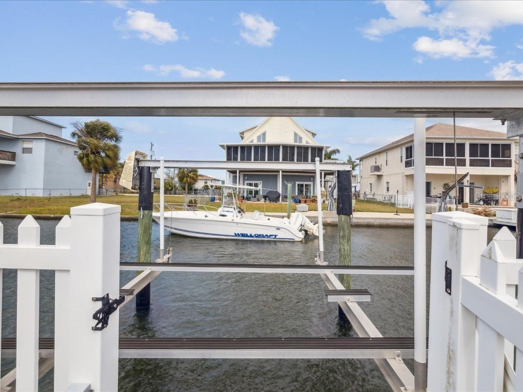 6531 Seaview Boulevard Hudson FL 34667 TB8396598 image24