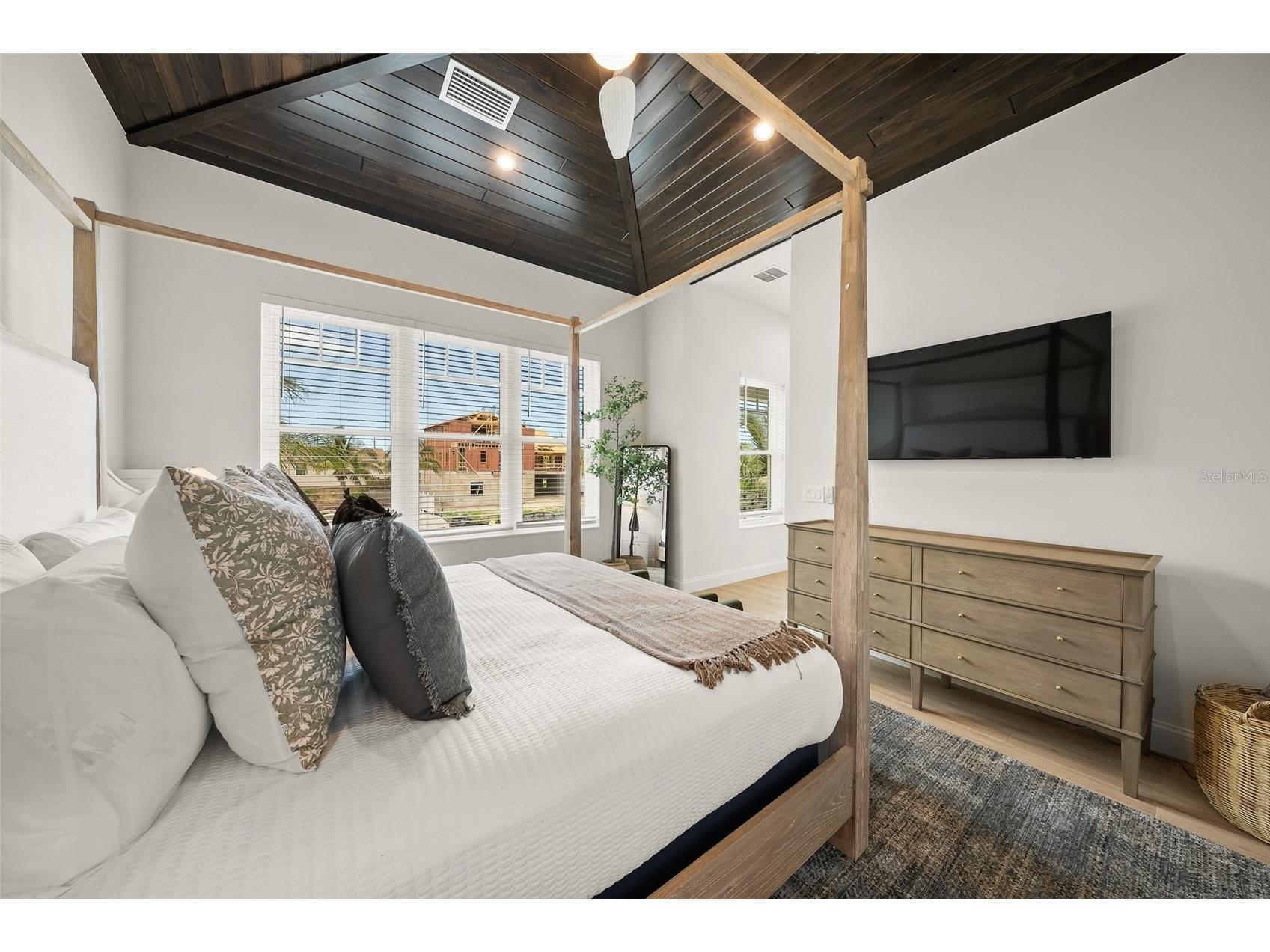 6532 Peacock Road Sarasota FL 34242 A4660324 image24