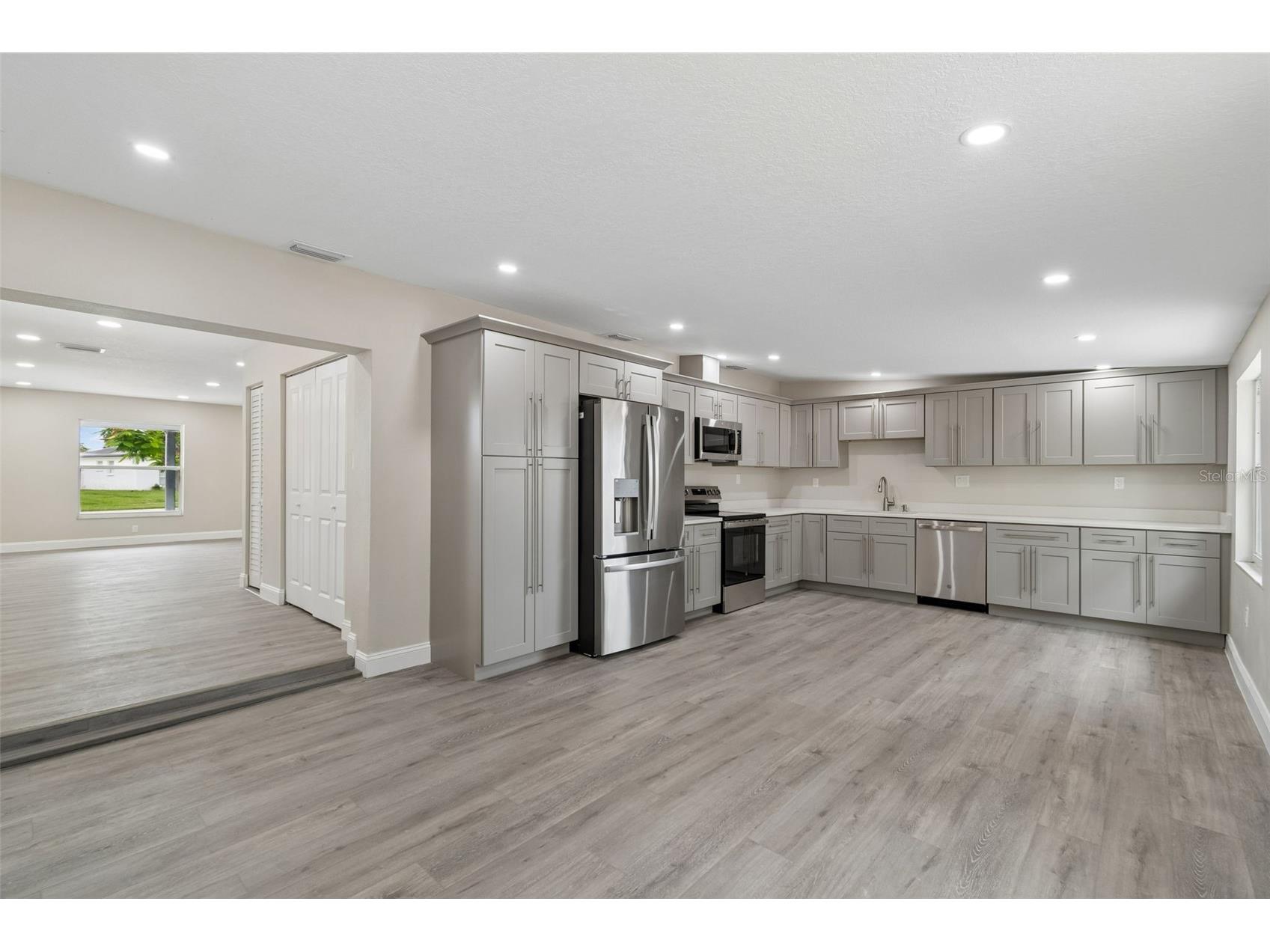 6532 S West Shore Circle Tampa FL 33616 TB8514270 image6