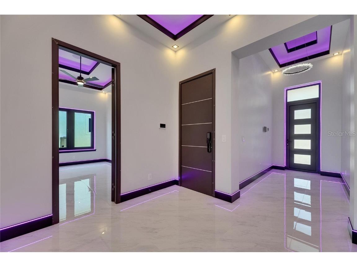 6532 Simone Shores Circle Apollo Beach FL 33572 - ST. CRUEX CANAL TB8390546 image17