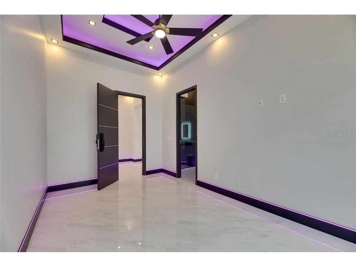 6532 Simone Shores Circle Apollo Beach FL 33572 - ST. CRUEX CANAL TB8390546 image19