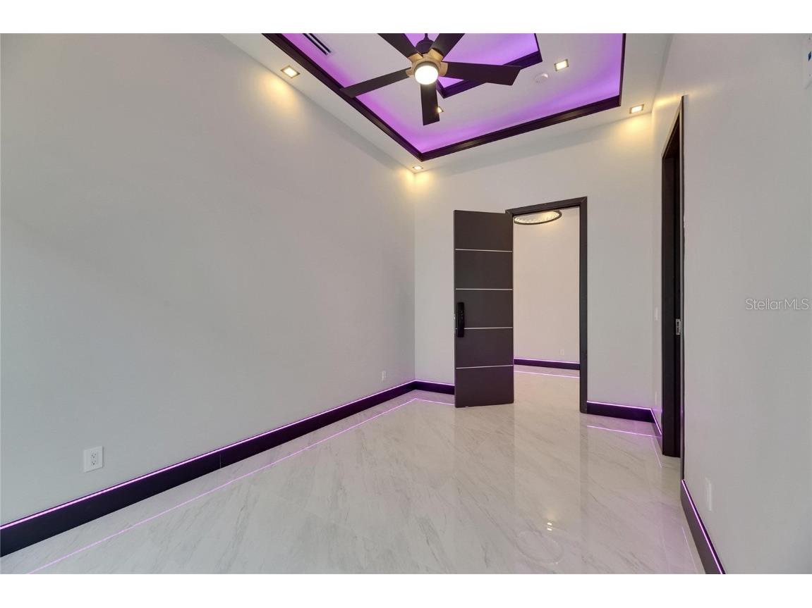 6532 Simone Shores Circle Apollo Beach FL 33572 - ST. CRUEX CANAL TB8390546 image20