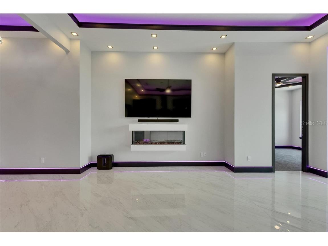 6532 Simone Shores Circle Apollo Beach FL 33572 - ST. CRUEX CANAL TB8390546 image26