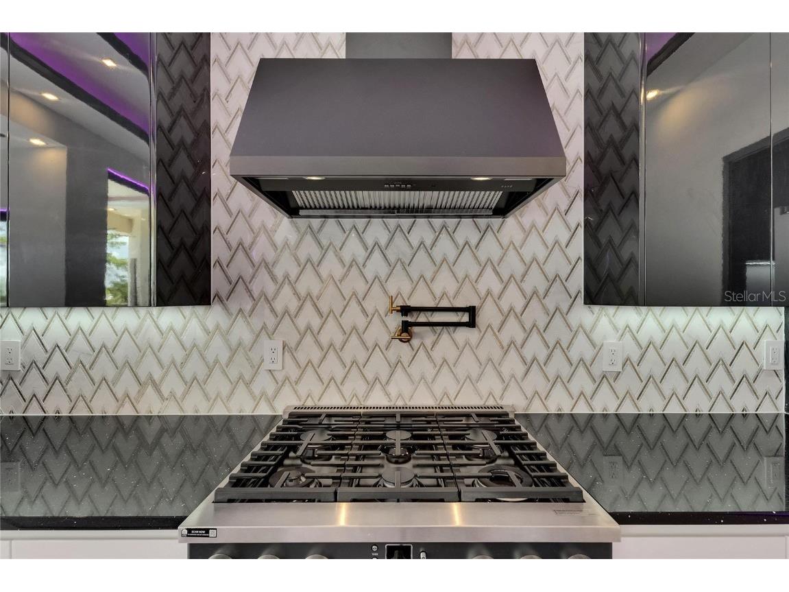 6532 Simone Shores Circle Apollo Beach FL 33572 - ST. CRUEX CANAL TB8390546 image39