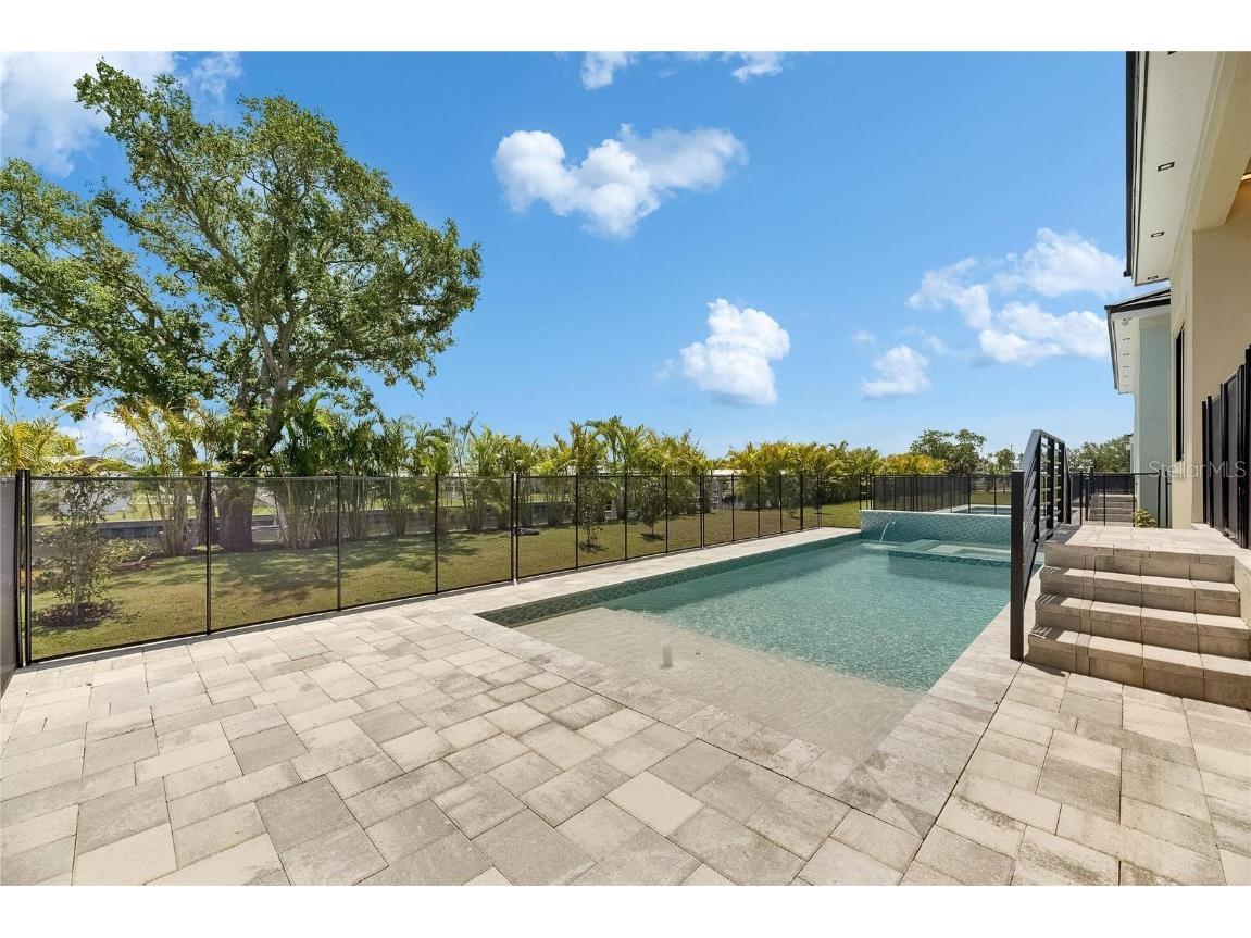 6532 Simone Shores Circle Apollo Beach FL 33572 - ST. CRUEX CANAL TB8390546 image57