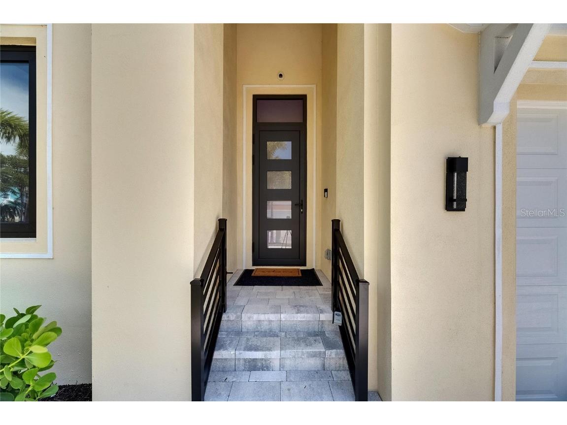 6532 Simone Shores Circle Apollo Beach FL 33572 - ST. CRUEX CANAL TB8390546 image73