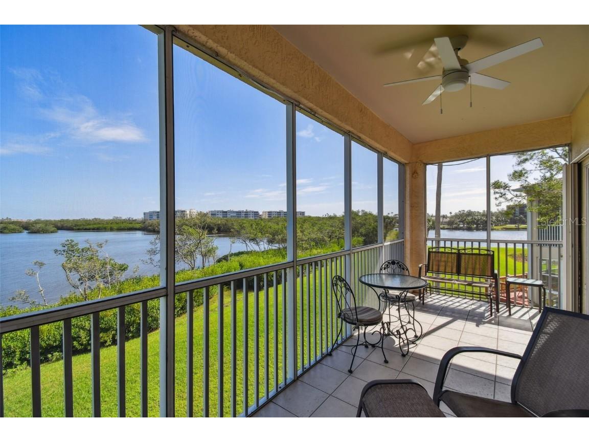 6533 99th Way N #19C Saint Petersburg FL 33708 - LONG BAYOU TB8322757 image1