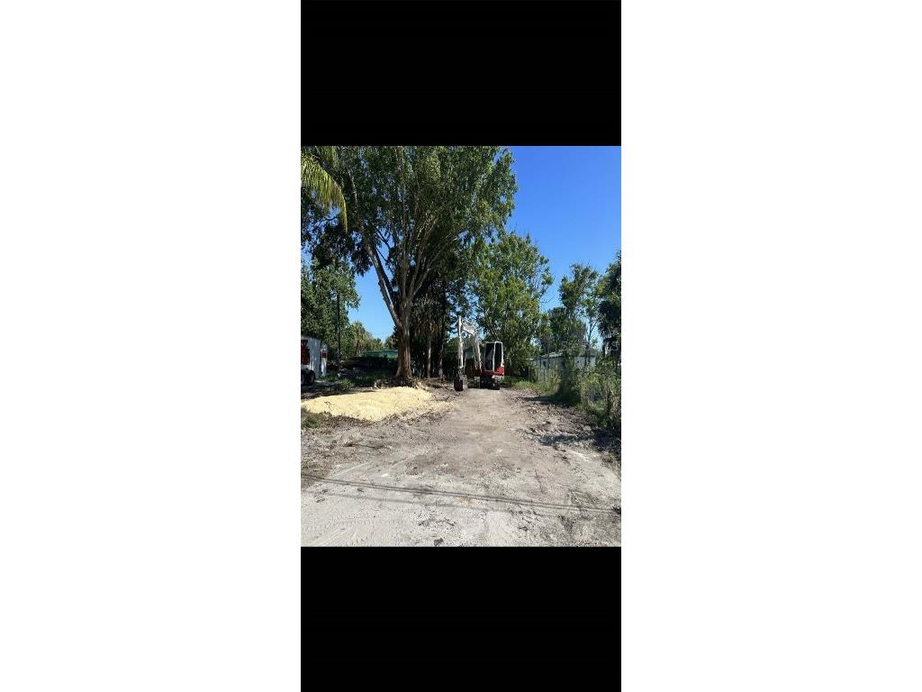 6534 Eleanor Drive Port Richey FL 34668 TB8447861 image1