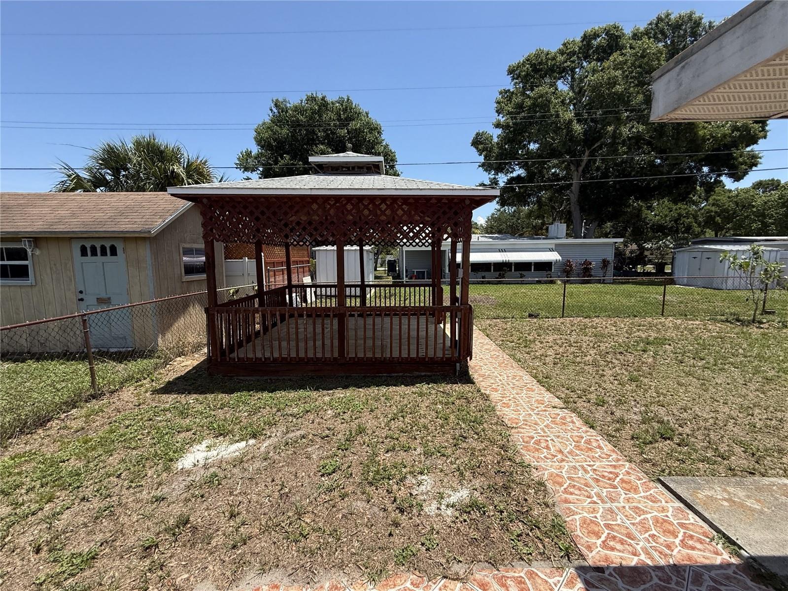 6535 16th Street N Saint Petersburg FL 33702 TB8514001 image13