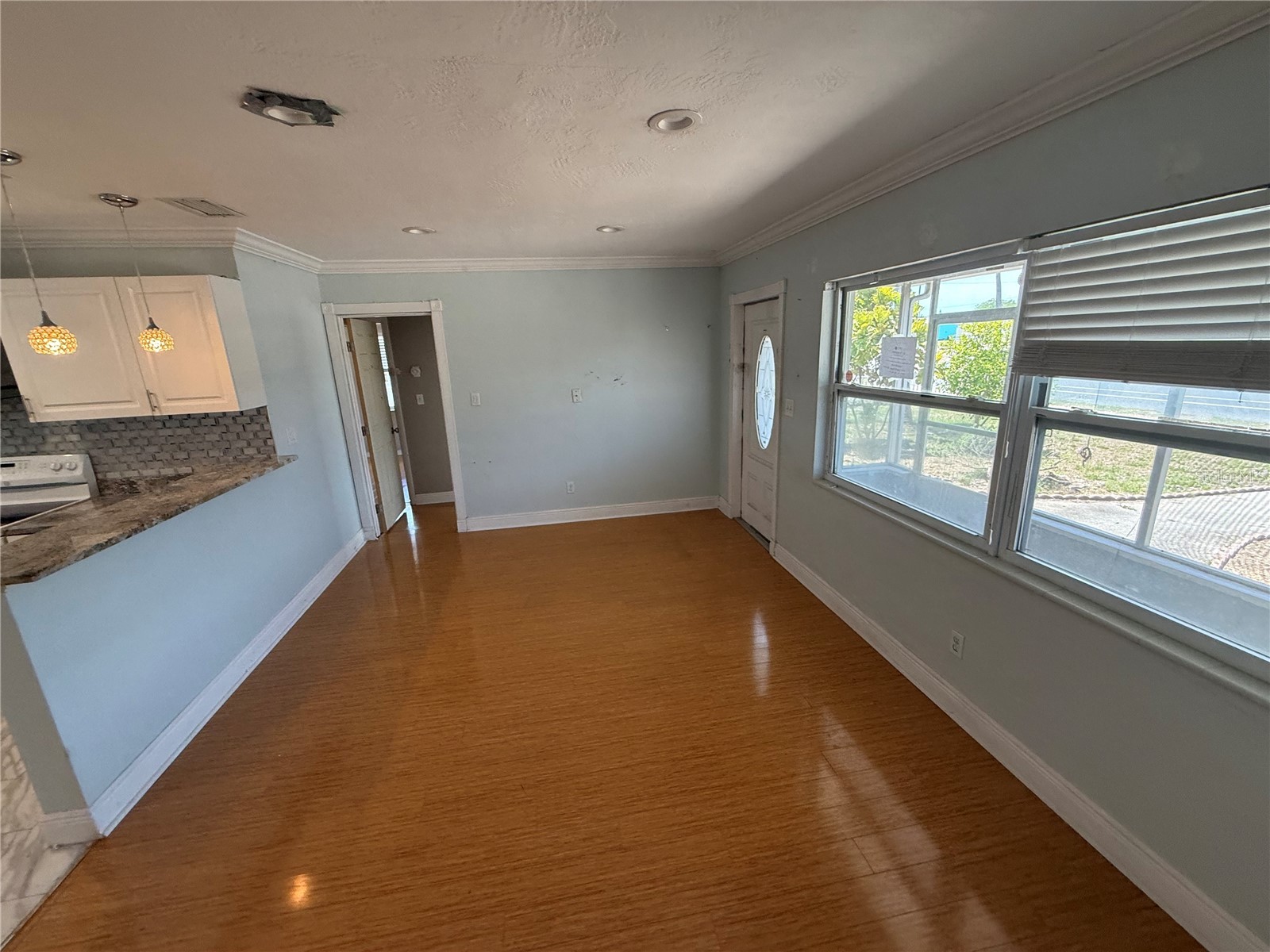 6535 16th Street N Saint Petersburg FL 33702 TB8514001 image3