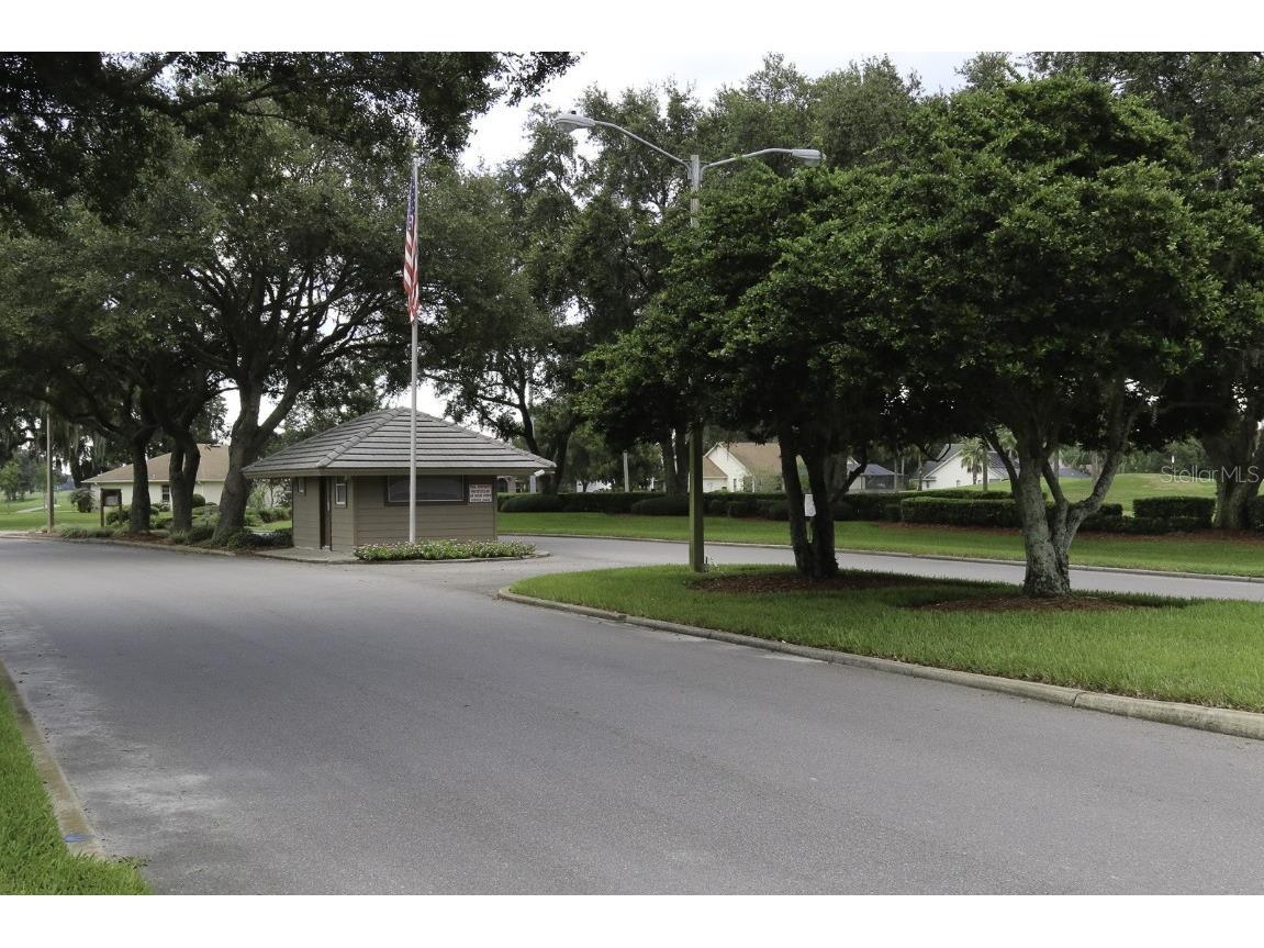 6535 Brentwood Drive Zephyrhills FL 33542 TB8405615 image43