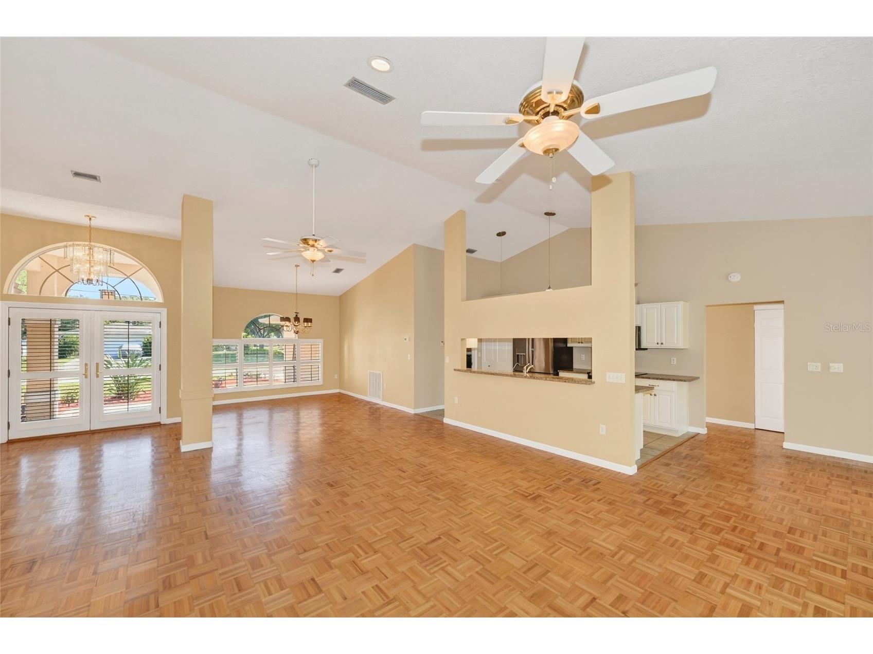 6535 Canary Street Sarasota FL 34241 - ON GOLDEN A4690621 image11