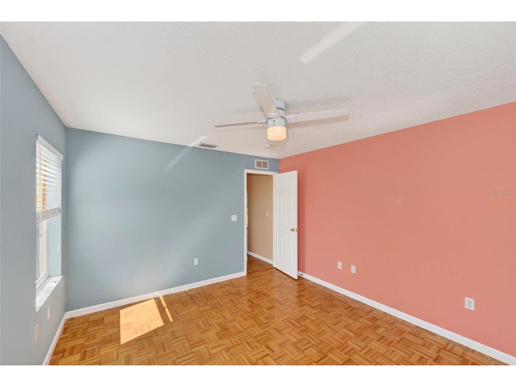 6535 Canary Street Sarasota FL 34241 - ON GOLDEN A4690621 image30