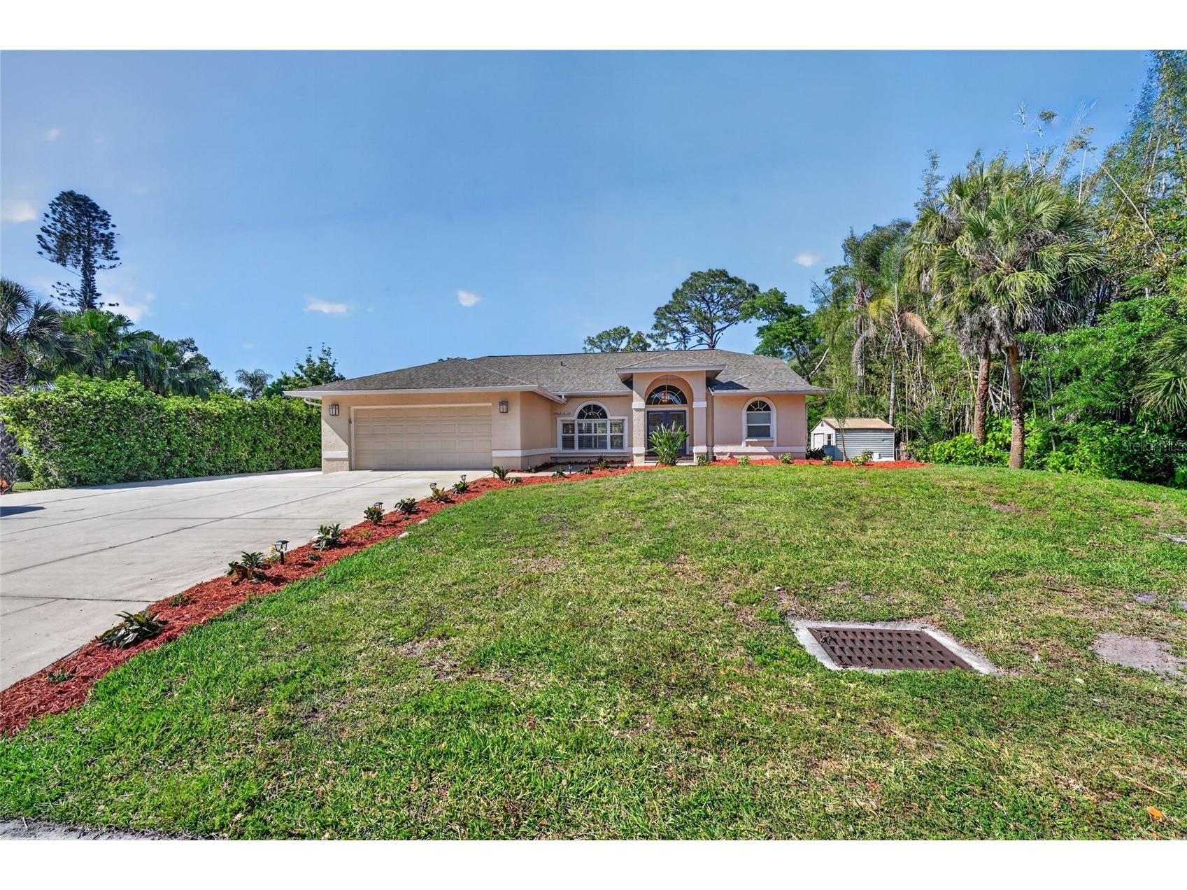 6535 Canary Street Sarasota FL 34241 - ON GOLDEN A4690621 image40