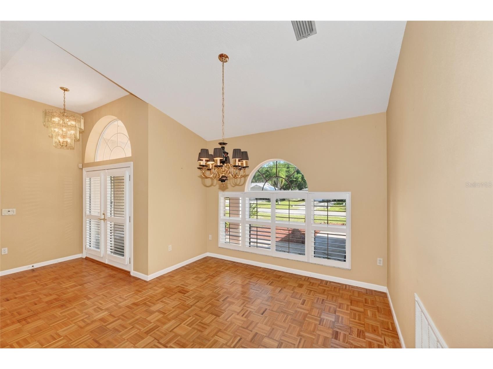 6535 Canary Street Sarasota FL 34241 - ON GOLDEN A4690621 image7