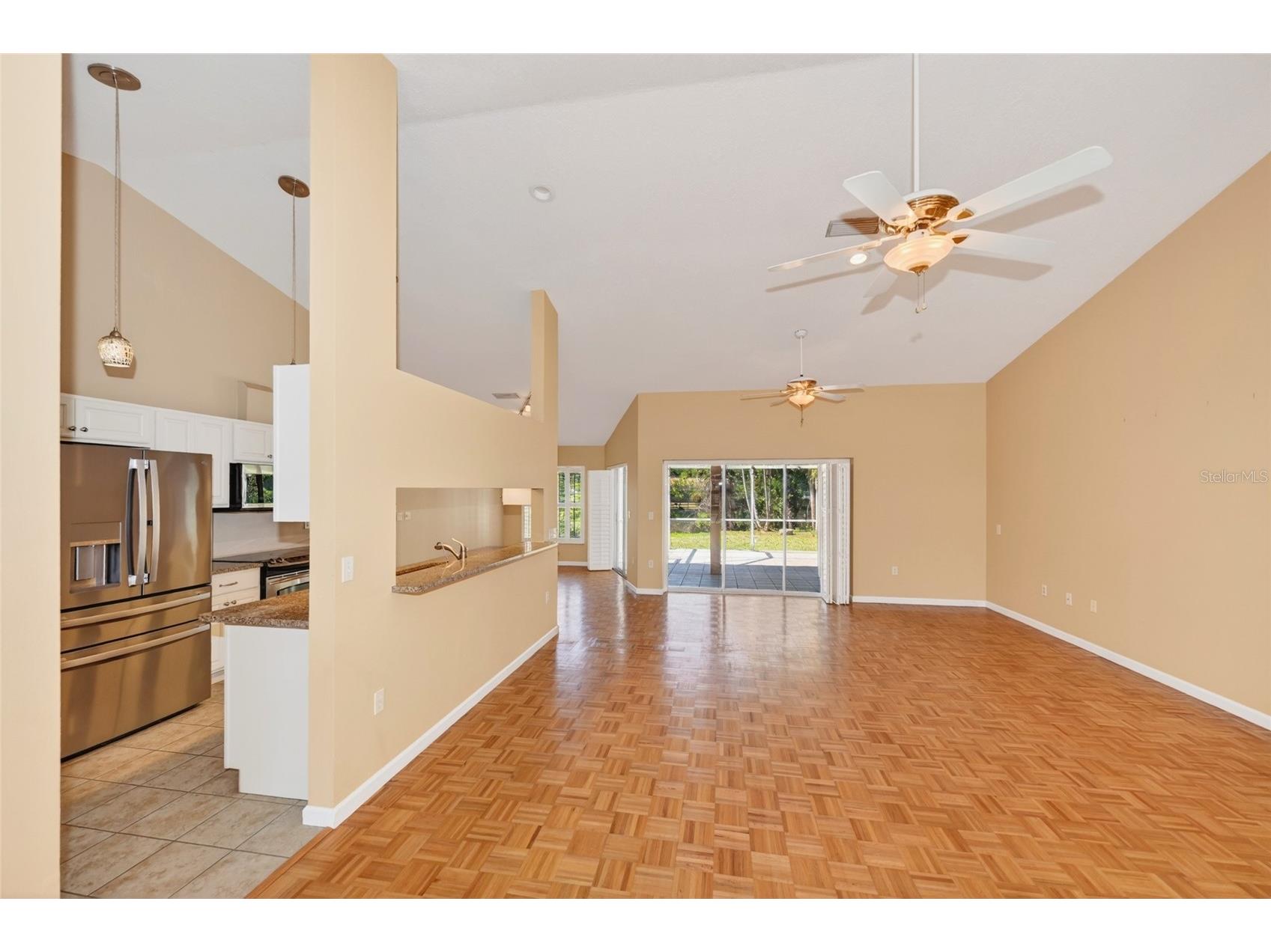 6535 Canary Street Sarasota FL 34241 - ON GOLDEN A4690621 image9