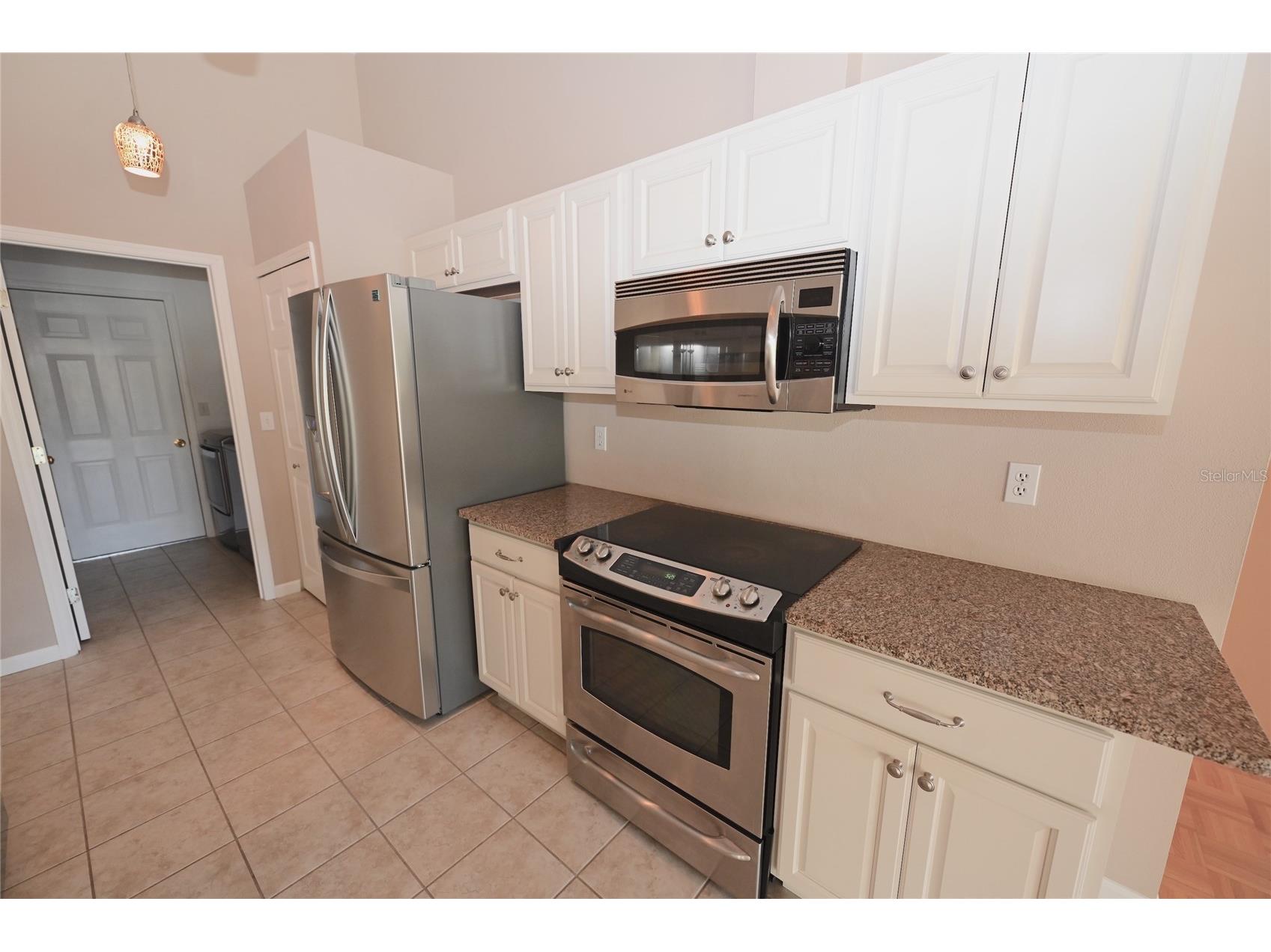 6535 Canary Street Sarasota FL 34241 - ON GOLDEN A4698749 image10