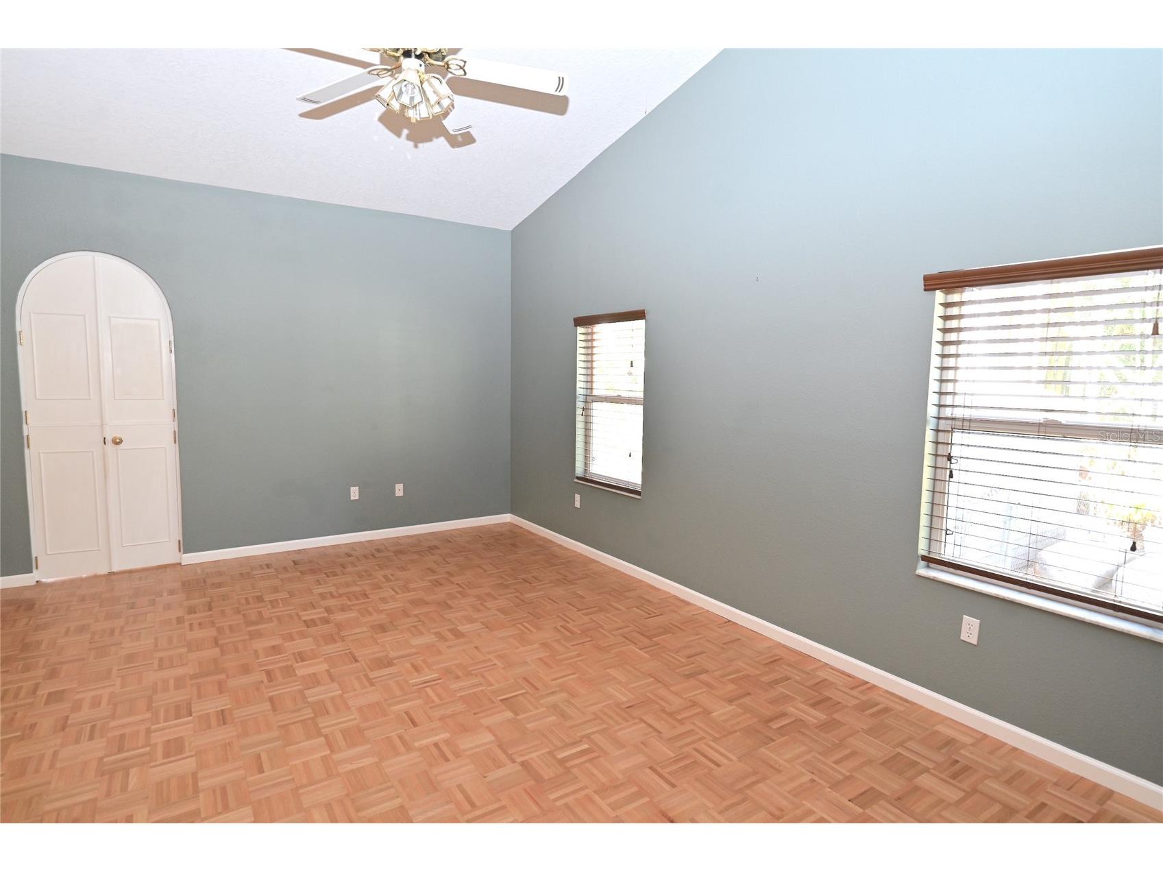 6535 Canary Street Sarasota FL 34241 - ON GOLDEN A4698749 image13