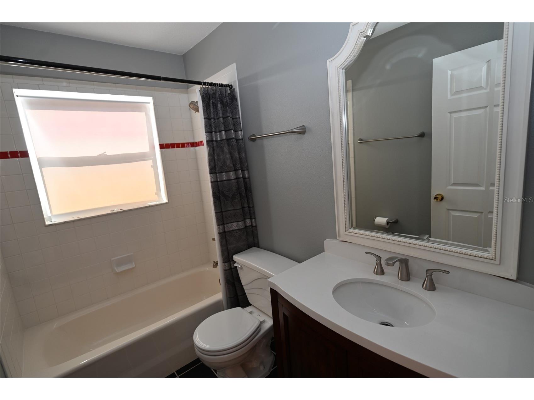 6535 Canary Street Sarasota FL 34241 - ON GOLDEN A4698749 image15