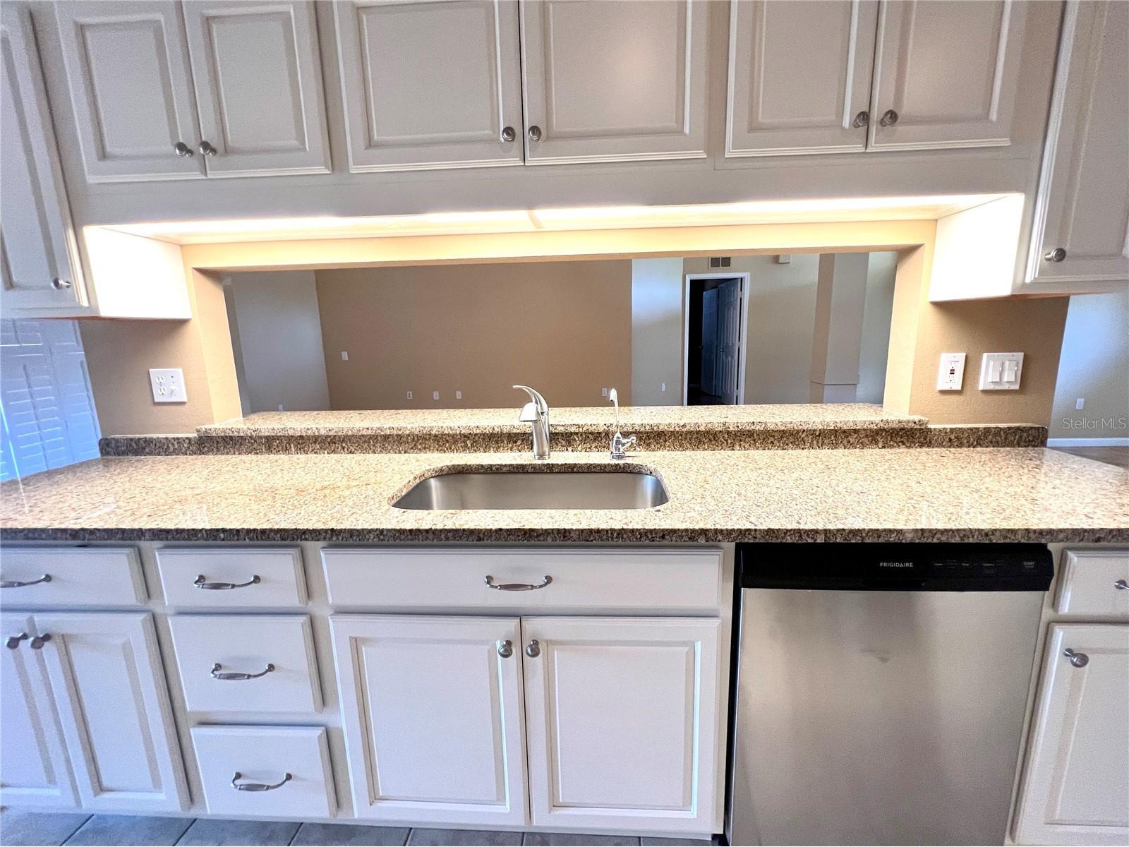6535 Canary Street Sarasota FL 34241 - ON GOLDEN A4698749 image7