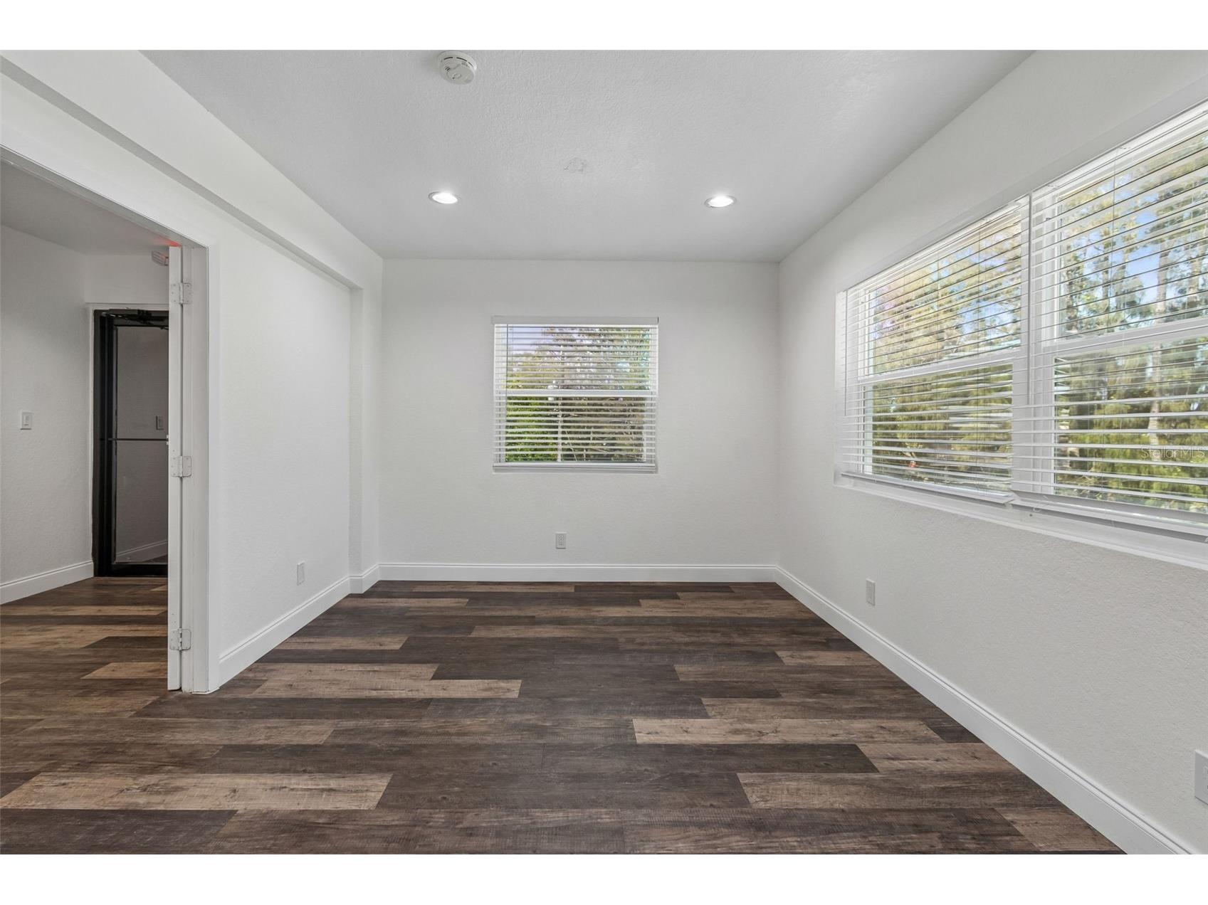 6536 Lincoln Way N Saint Petersburg FL 33702 TB8499814 image27