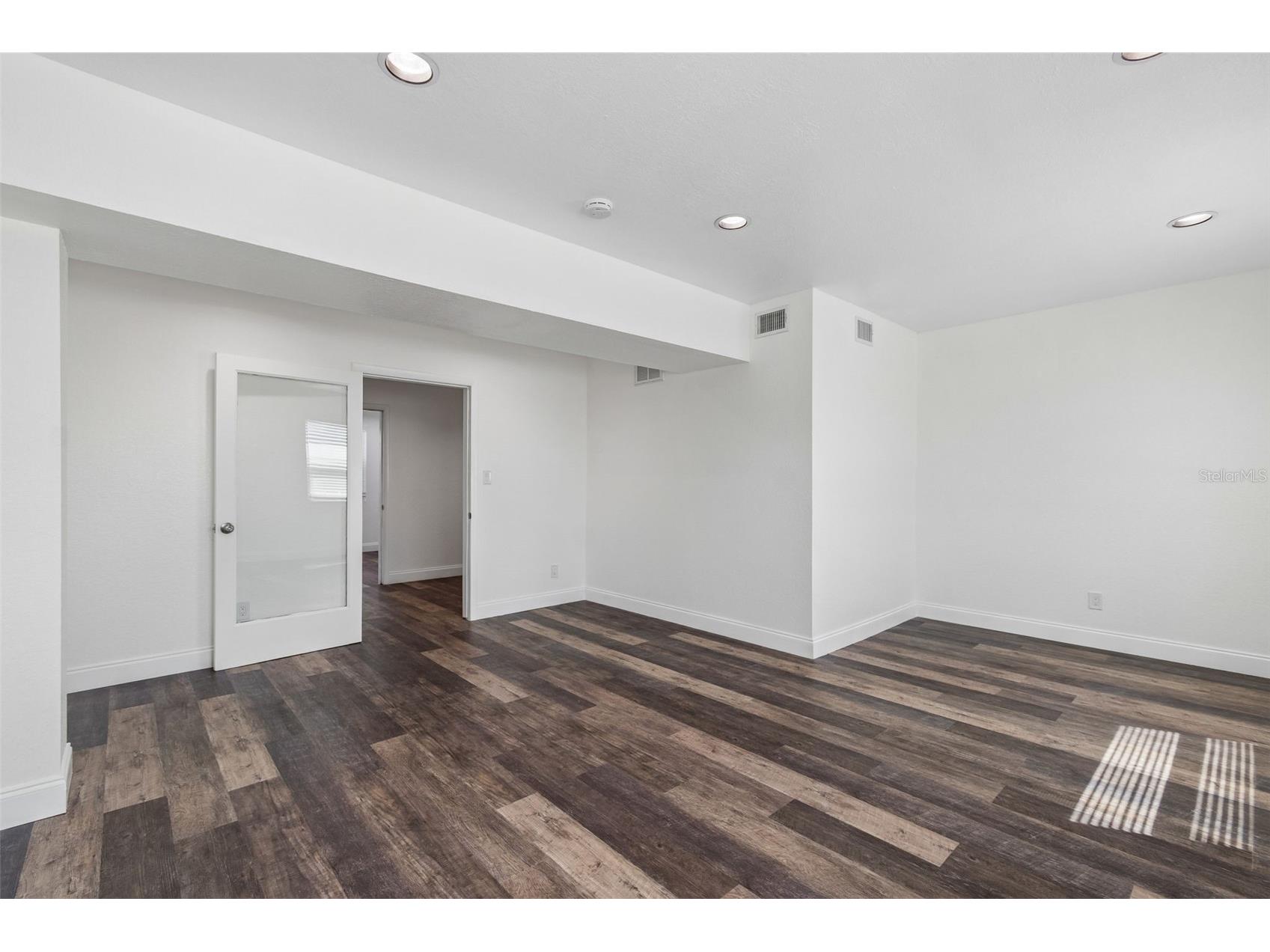 6536 Lincoln Way N Saint Petersburg FL 33702 TB8499814 image35