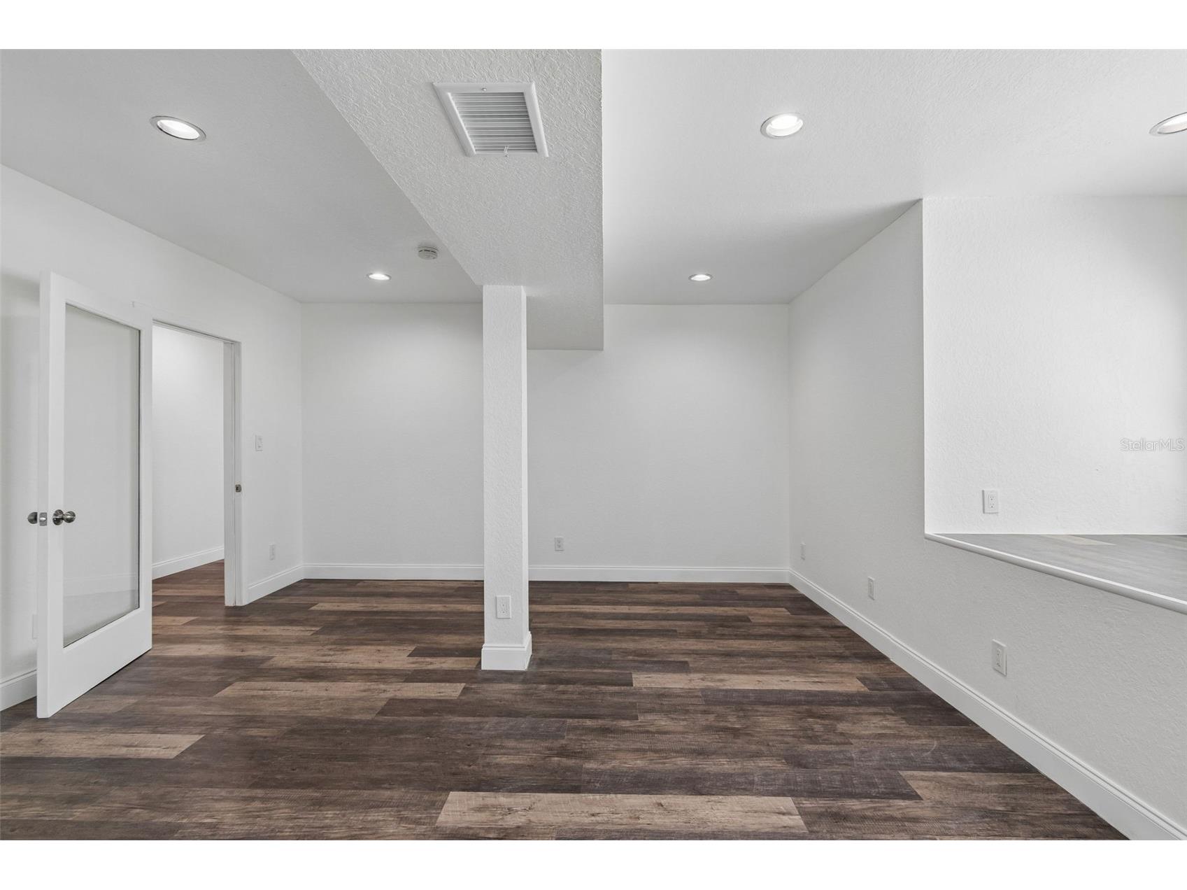 6536 Lincoln Way N Saint Petersburg FL 33702 TB8499814 image36