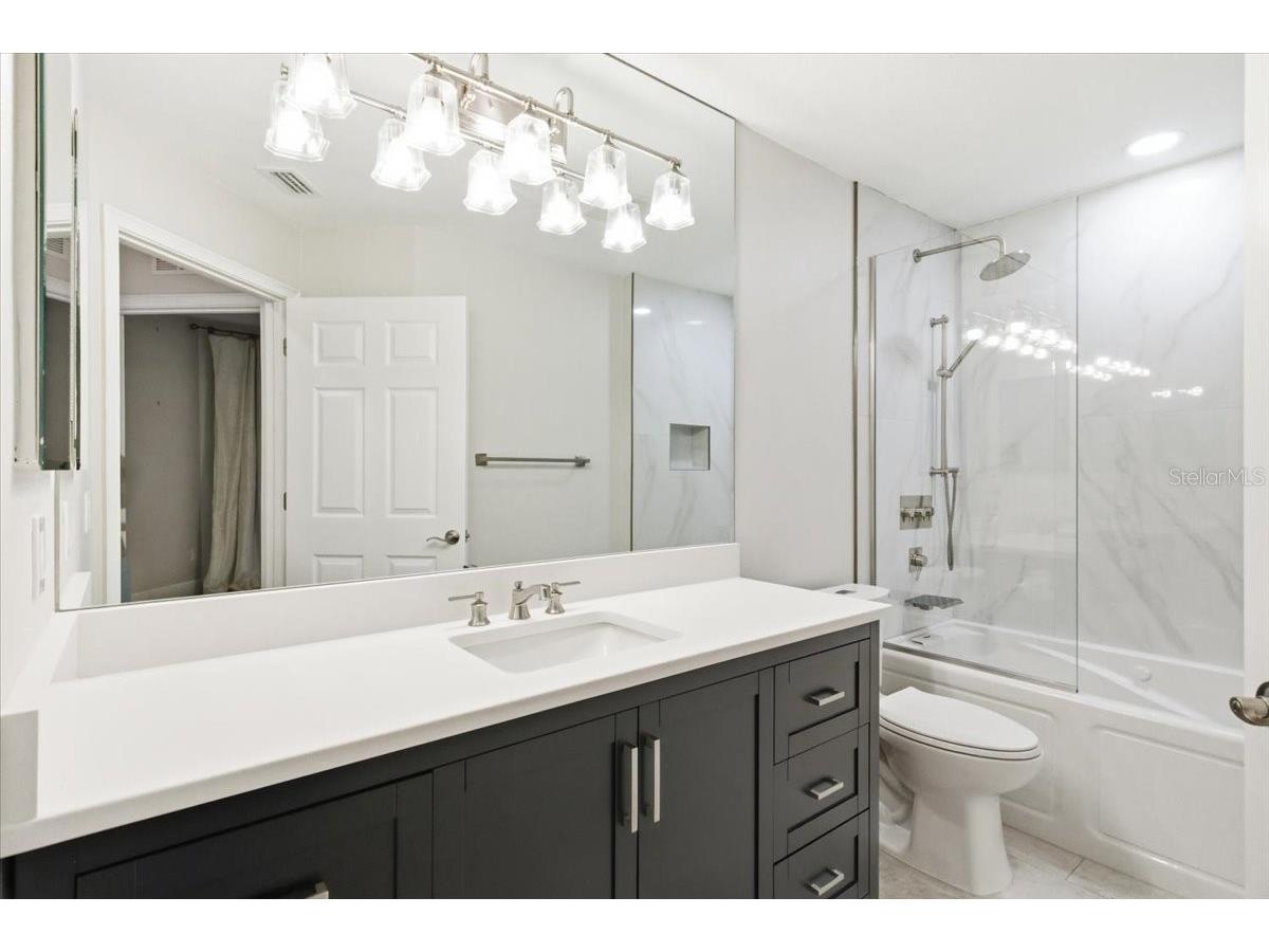 6536 Moorings Point Circle #101 Lakewood Ranch FL 34202 - LAKE UIHLEIN A4677717 image38