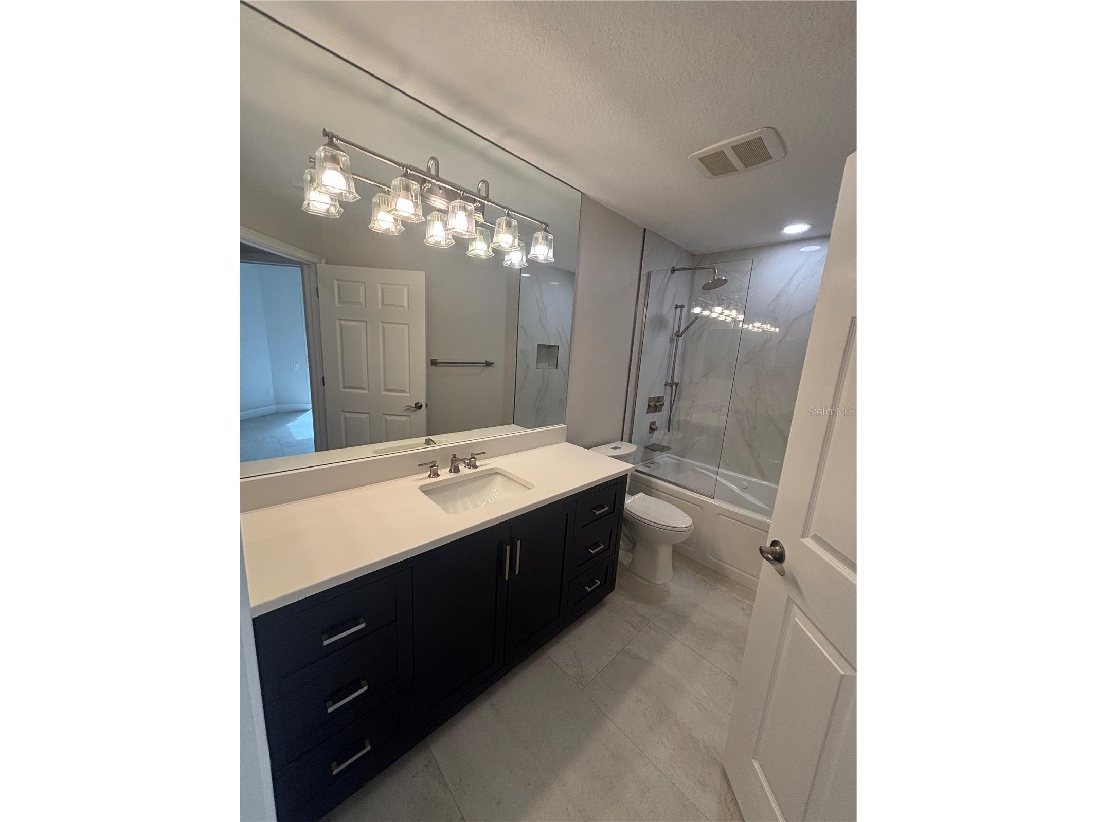 6536 Moorings Point Circle #101 Lakewood Ranch FL 34202 A4693212 image8